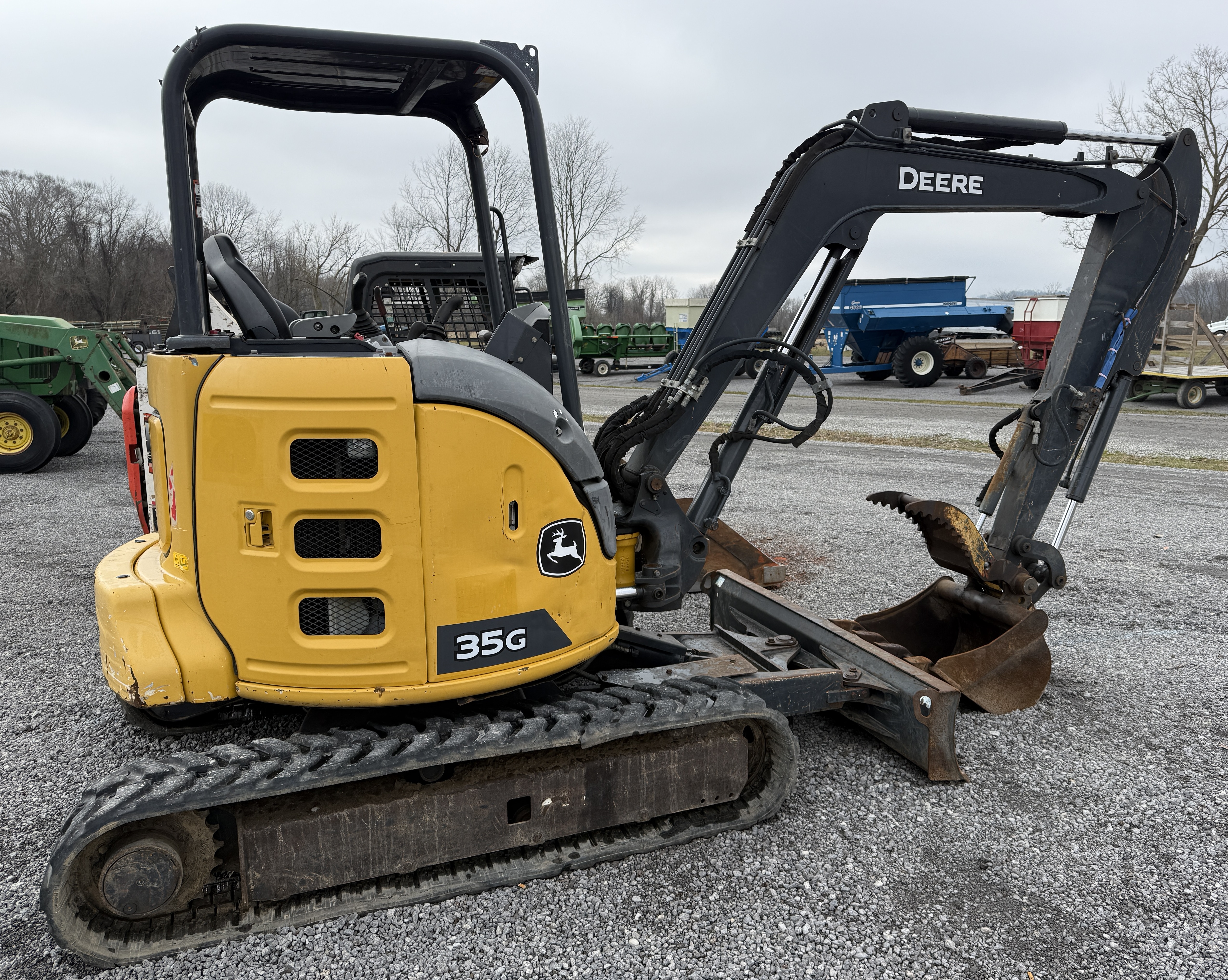 2021 DEERE 35G - view 5 of 27