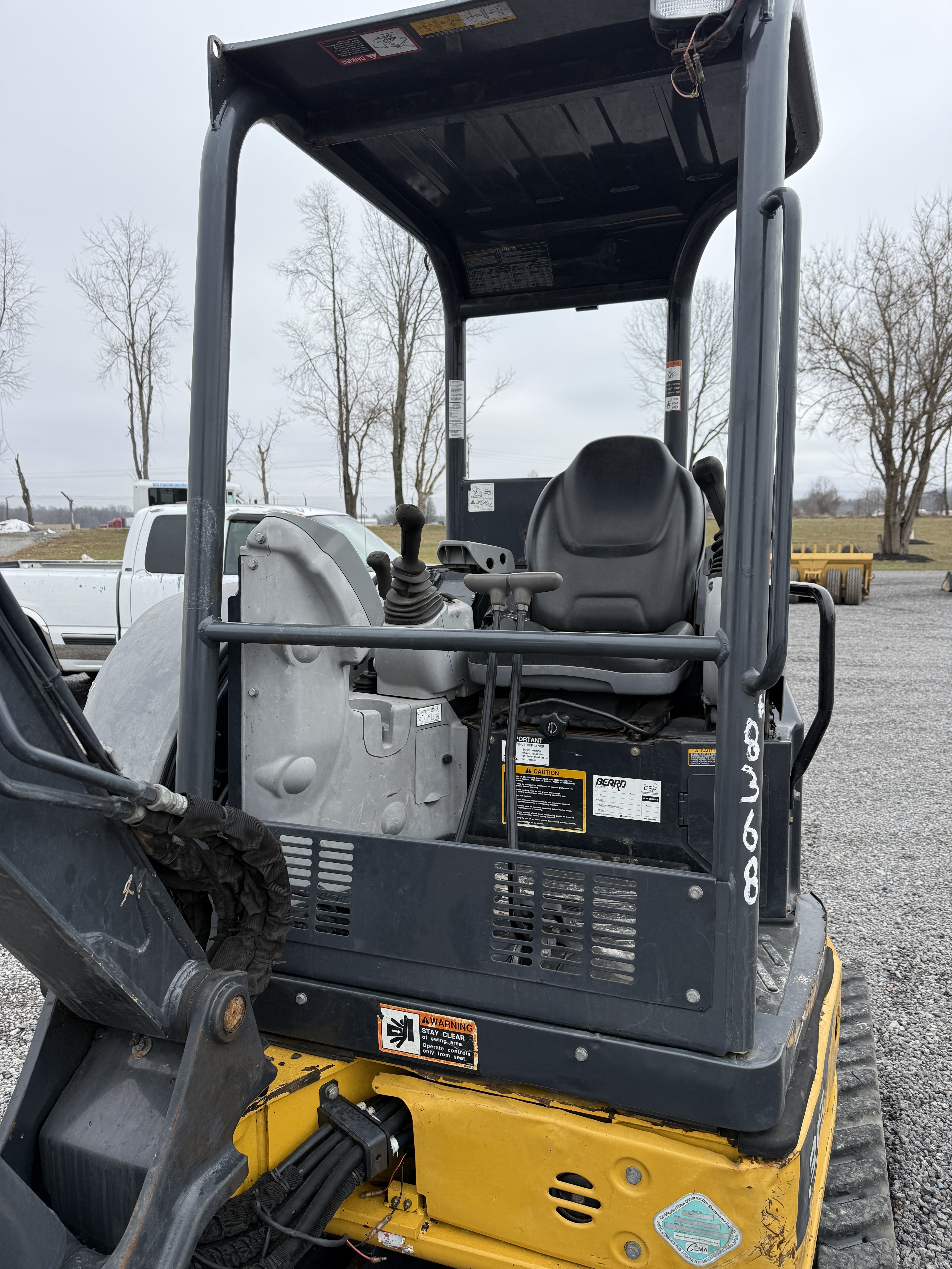 2021 DEERE 35G - Image 9