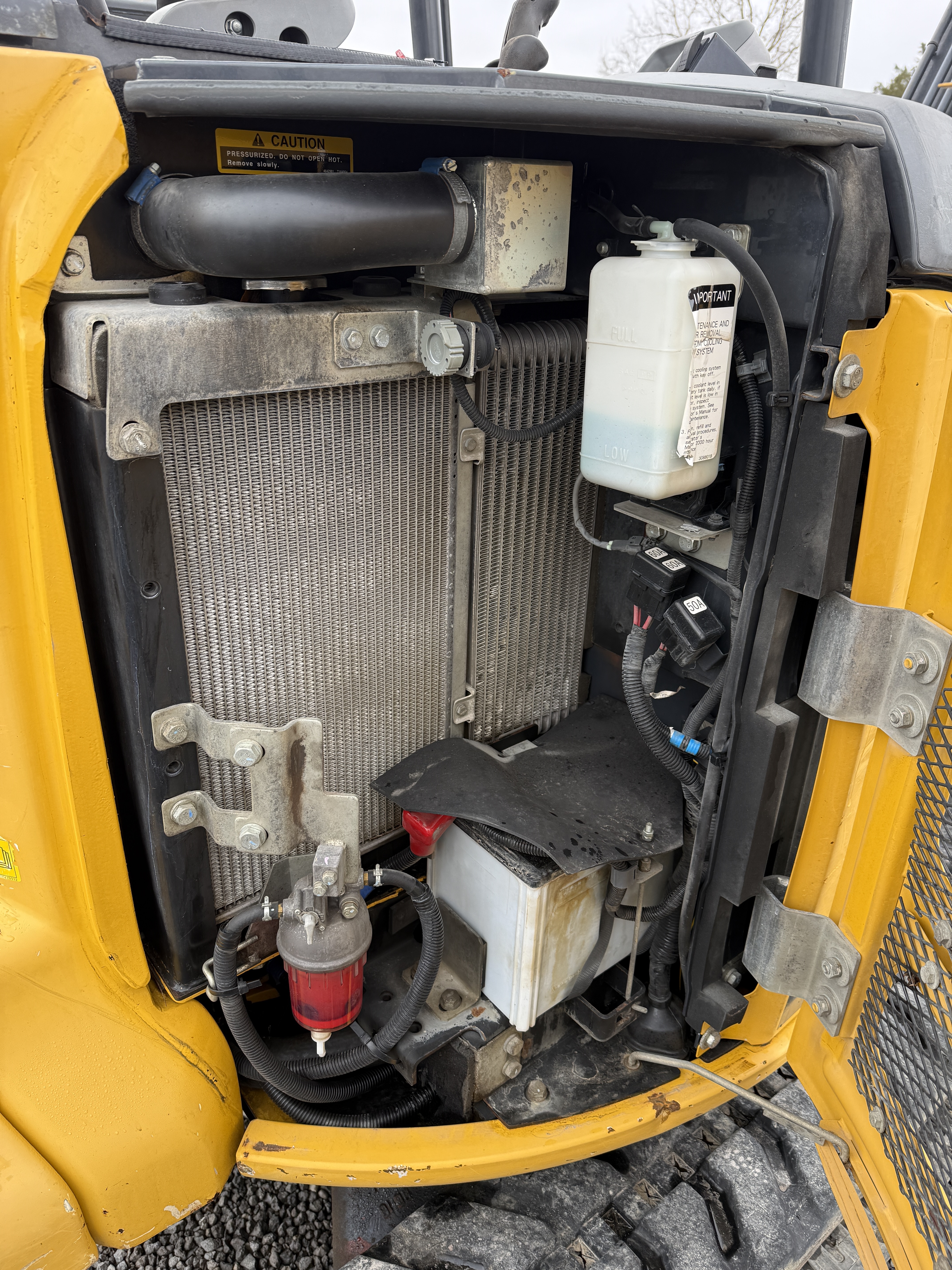 2021 DEERE 35G - Image 26