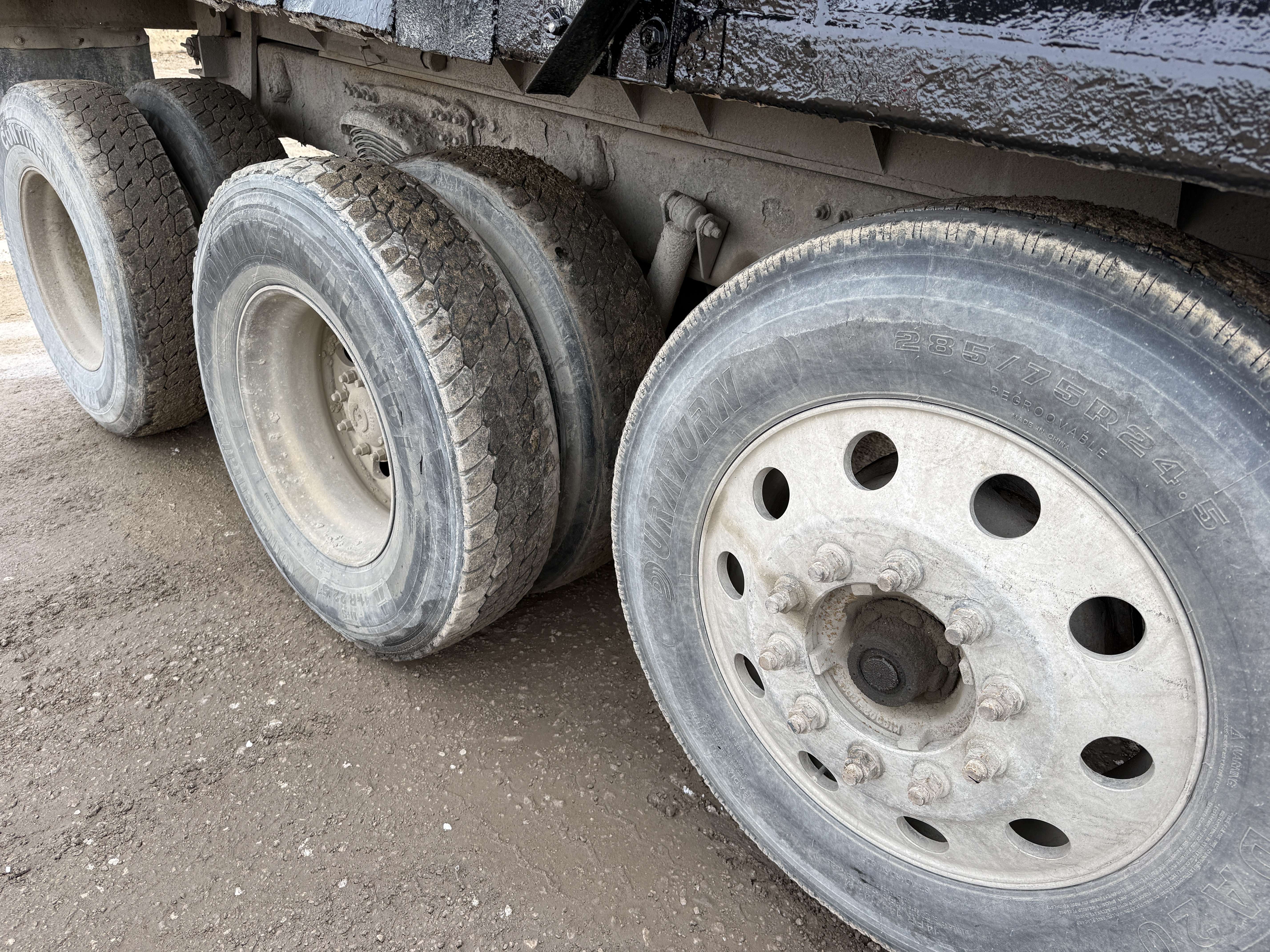 2008 STERLING LT9500 - Image 27