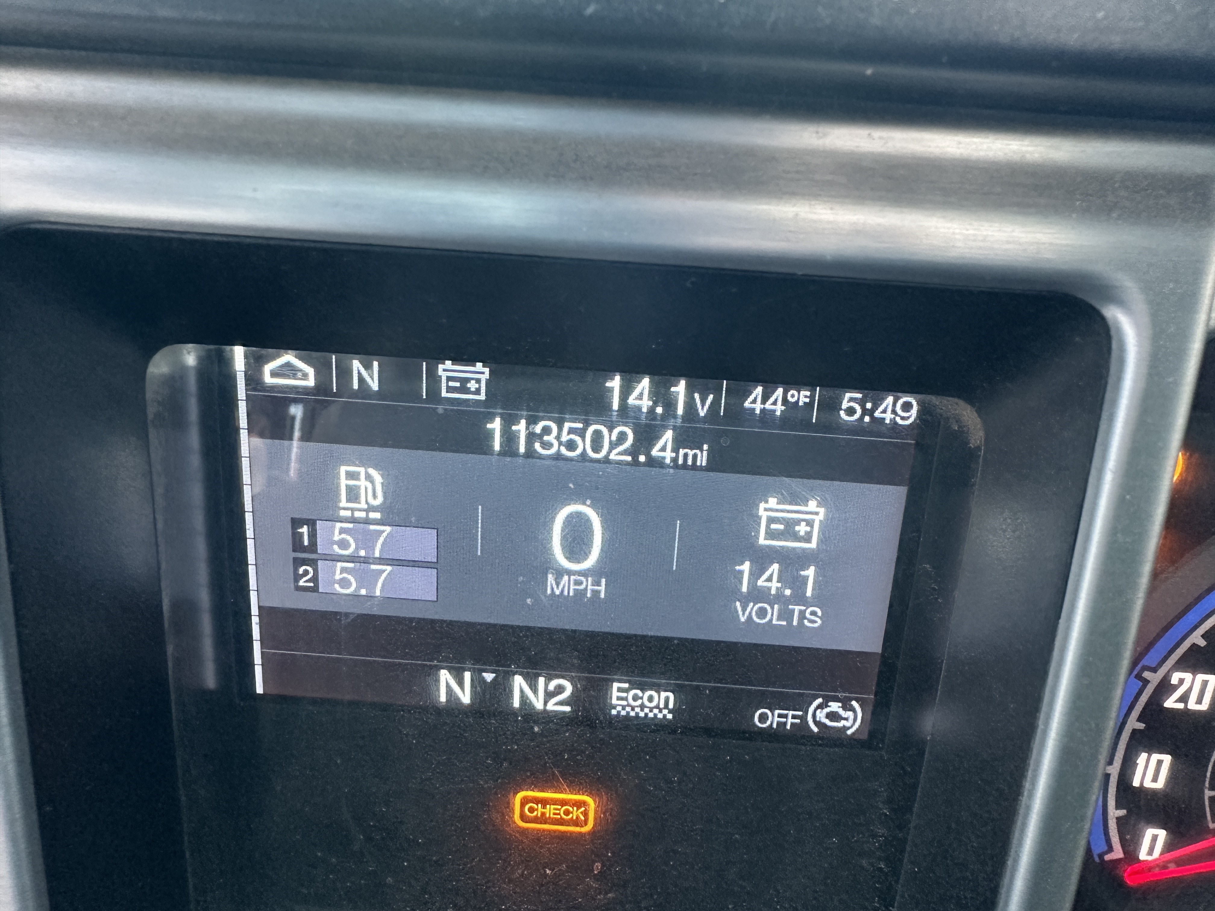 2021 MACK GR64F - view 7 of 22