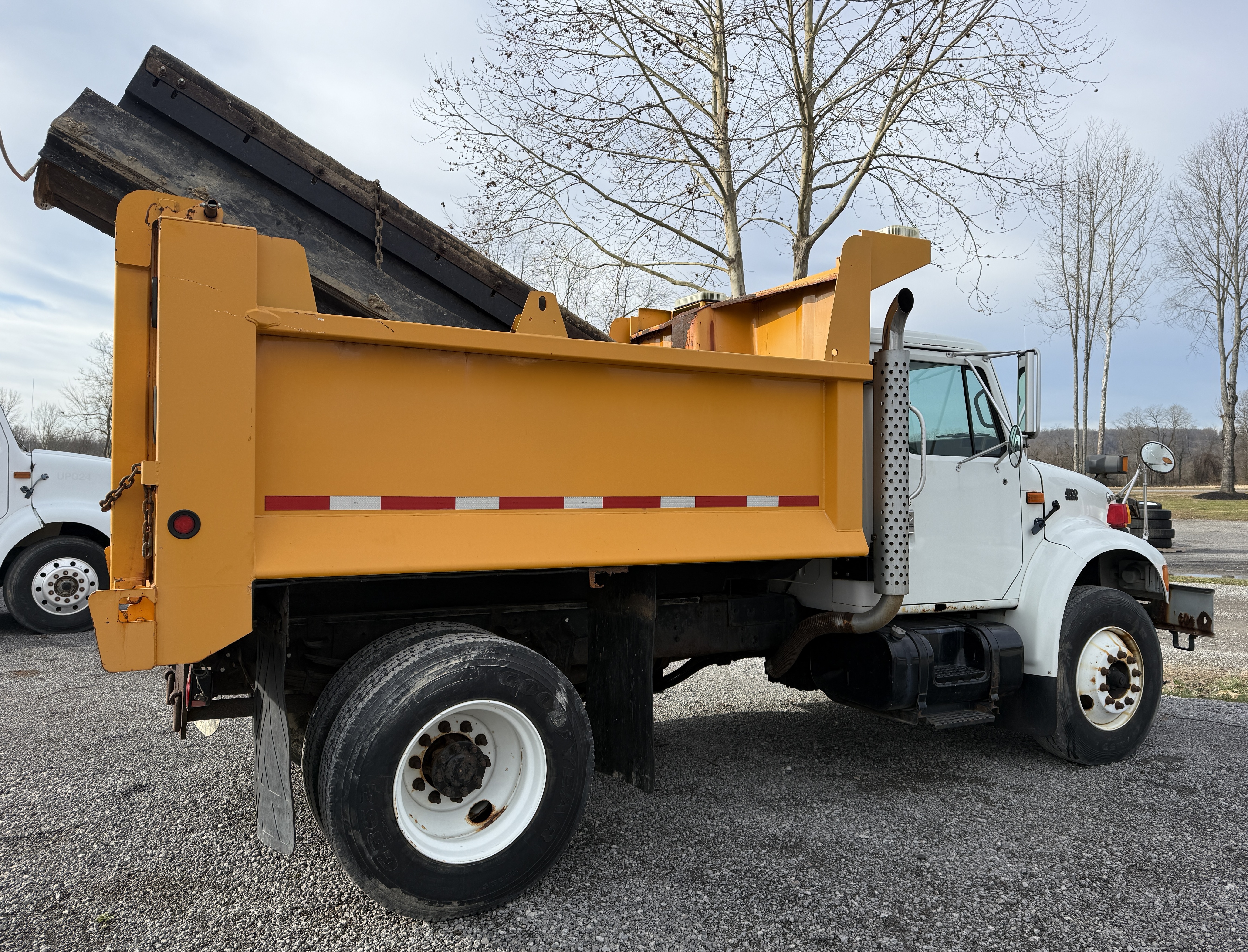 1995 INTERNATIONAL 4700 - Image 7