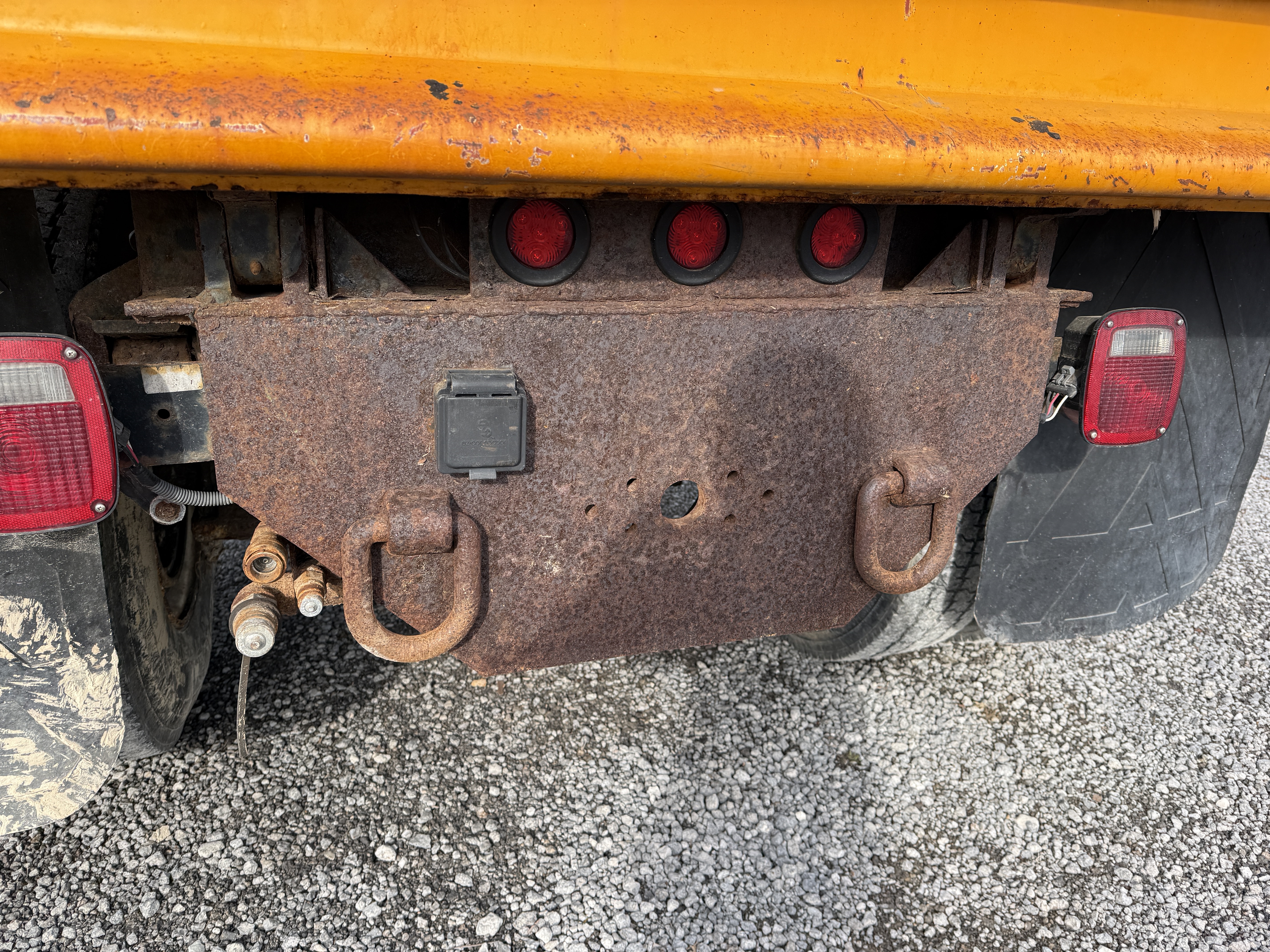 1995 INTERNATIONAL 4700 - view 19 of 35