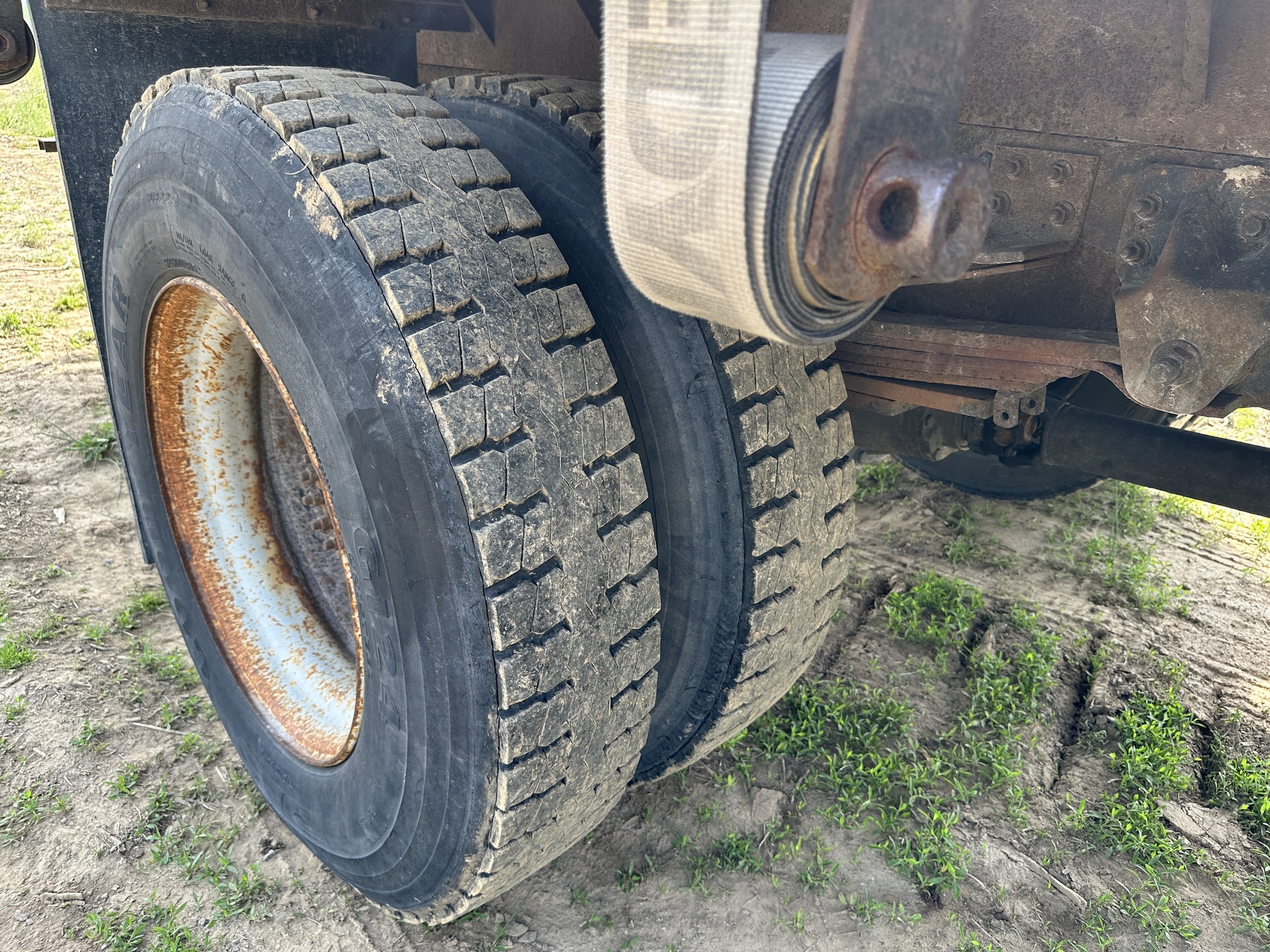 2006 GMC C6500 - Image 13