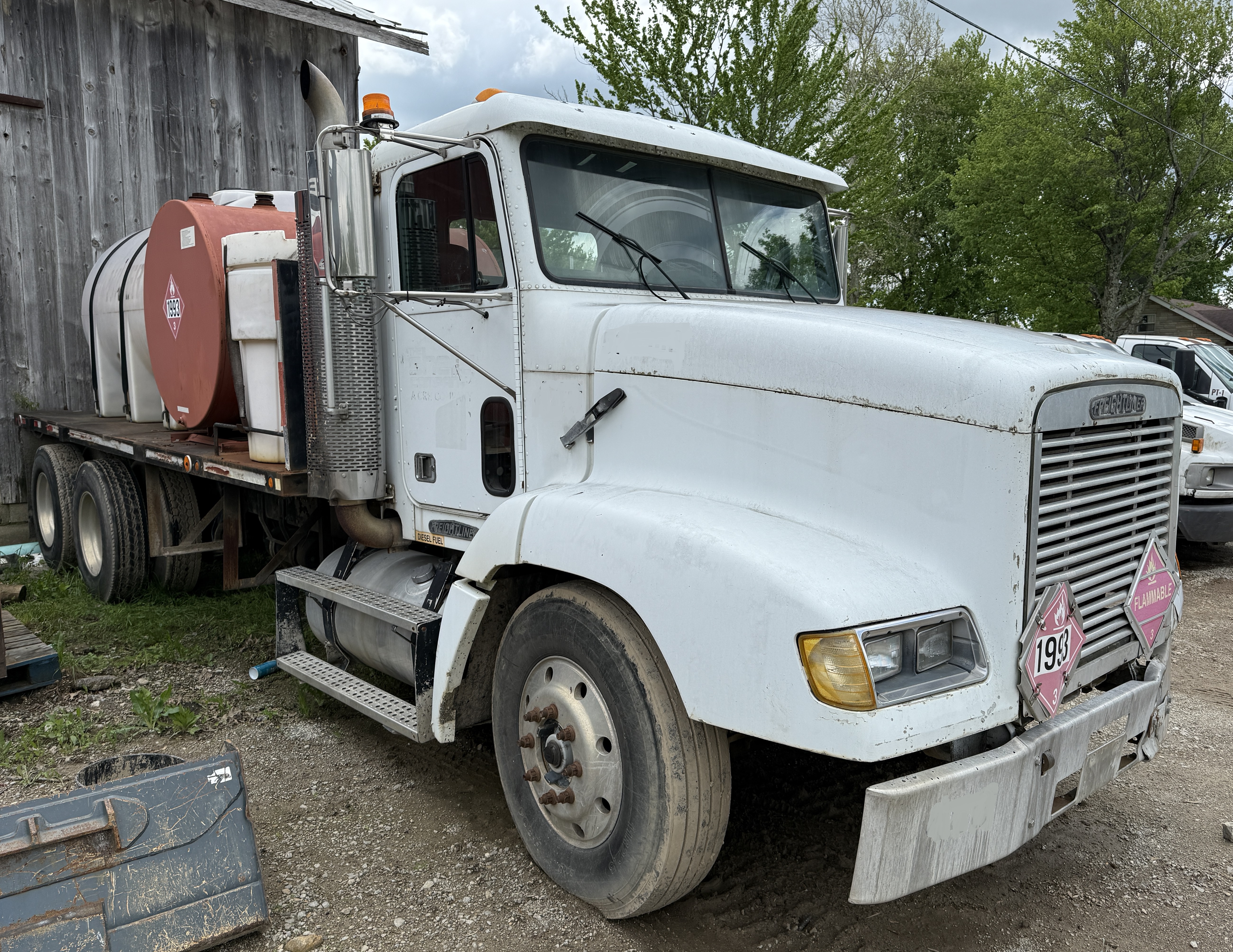 1995 FREIGHTLINER FLD112 - Image 4