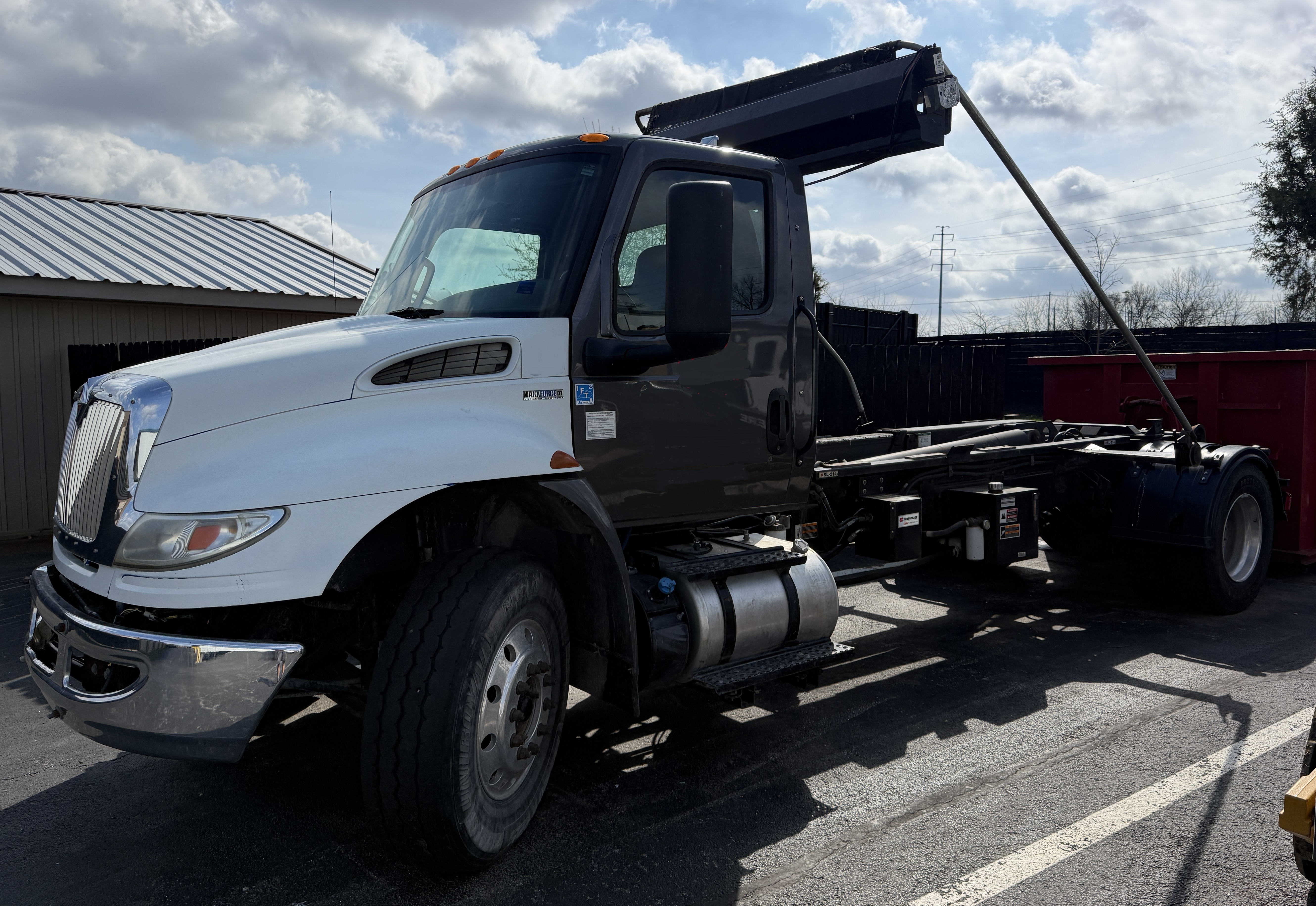 2020 INTERNATIONAL MV607 SBA - view 2 of 32