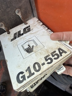 2011 JLG G10-55A - Image 22