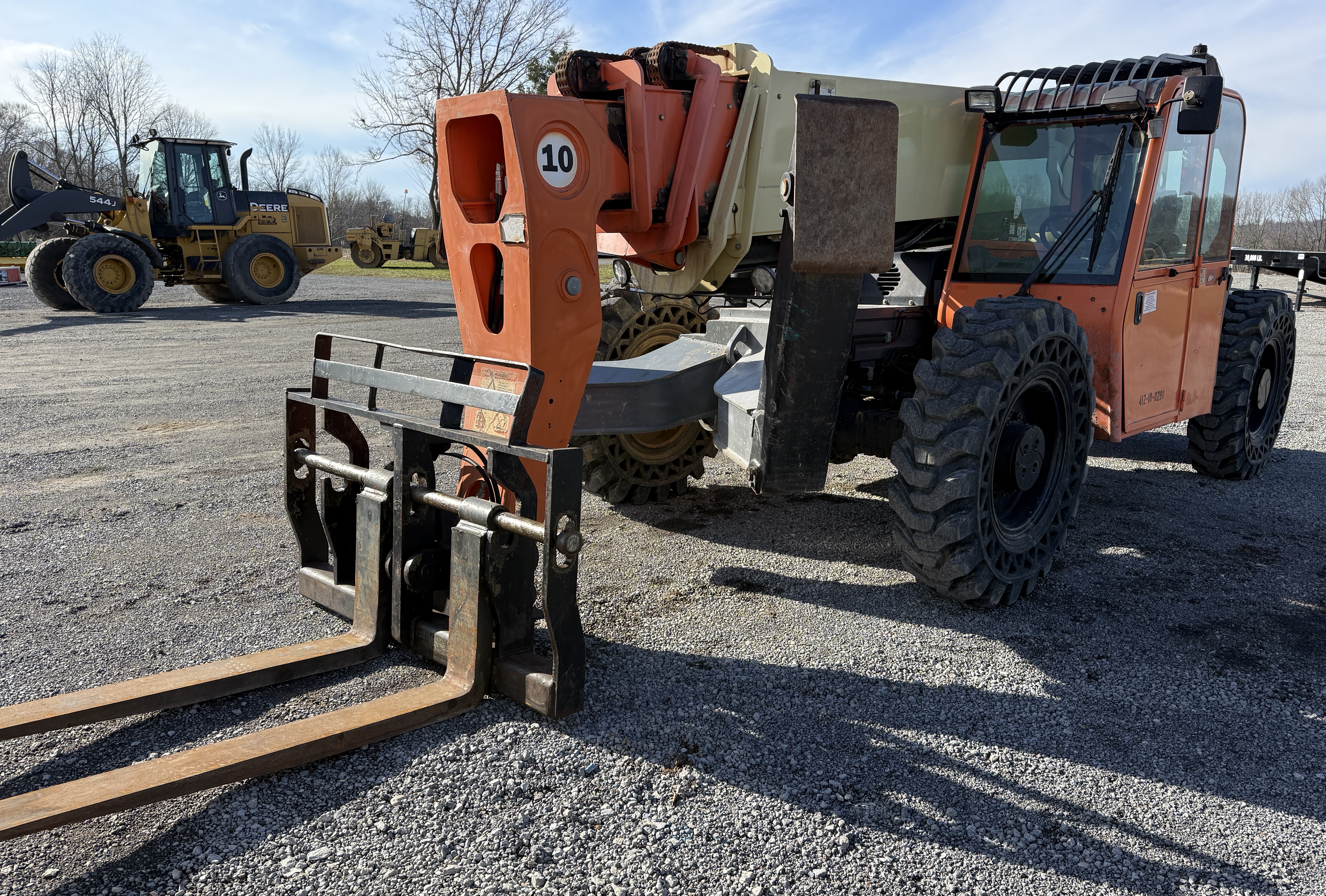 2011 JLG G10-55A - view 12 of 30