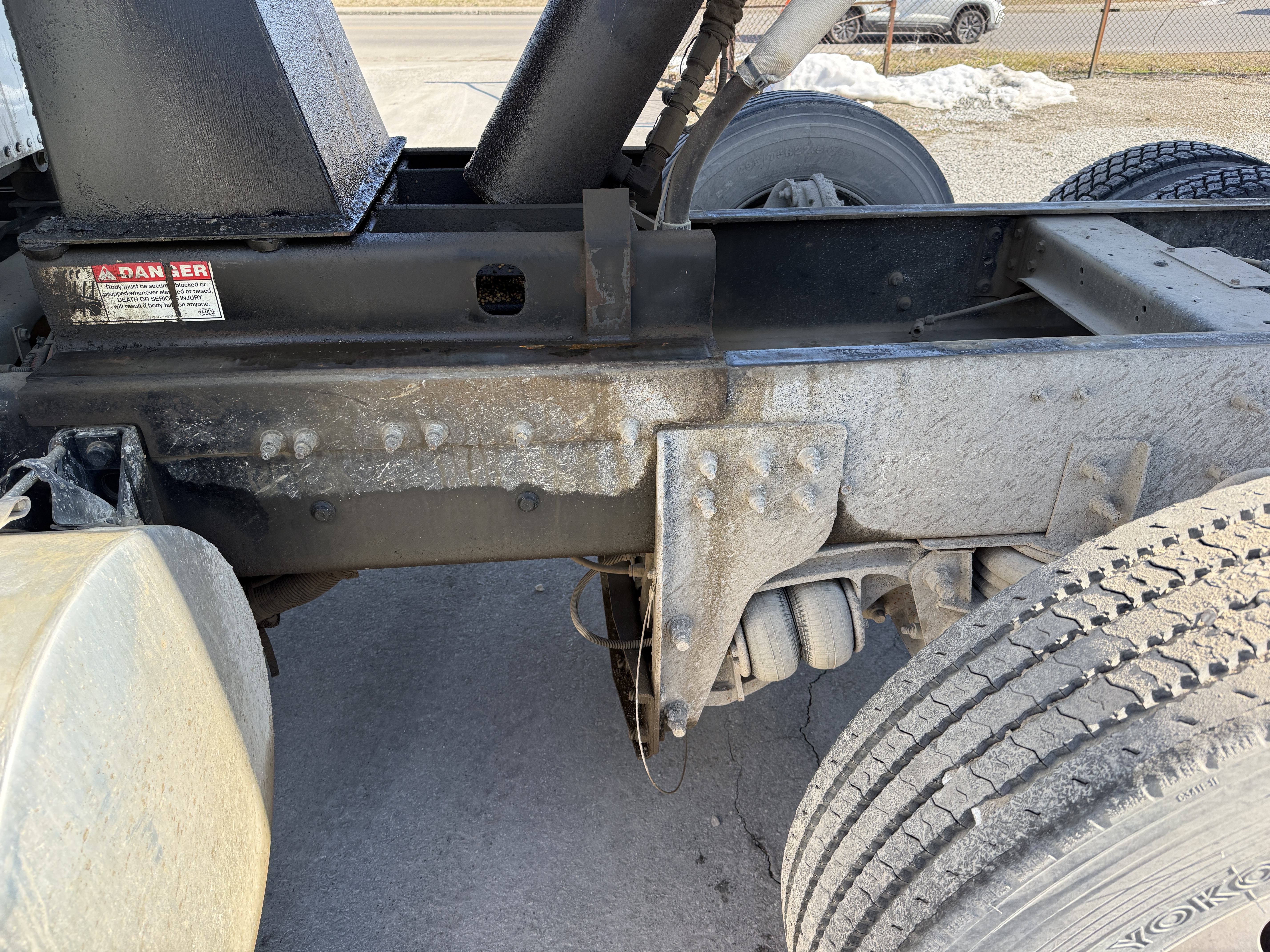 2021 INTERNATIONAL HX620 SBA - Image 17