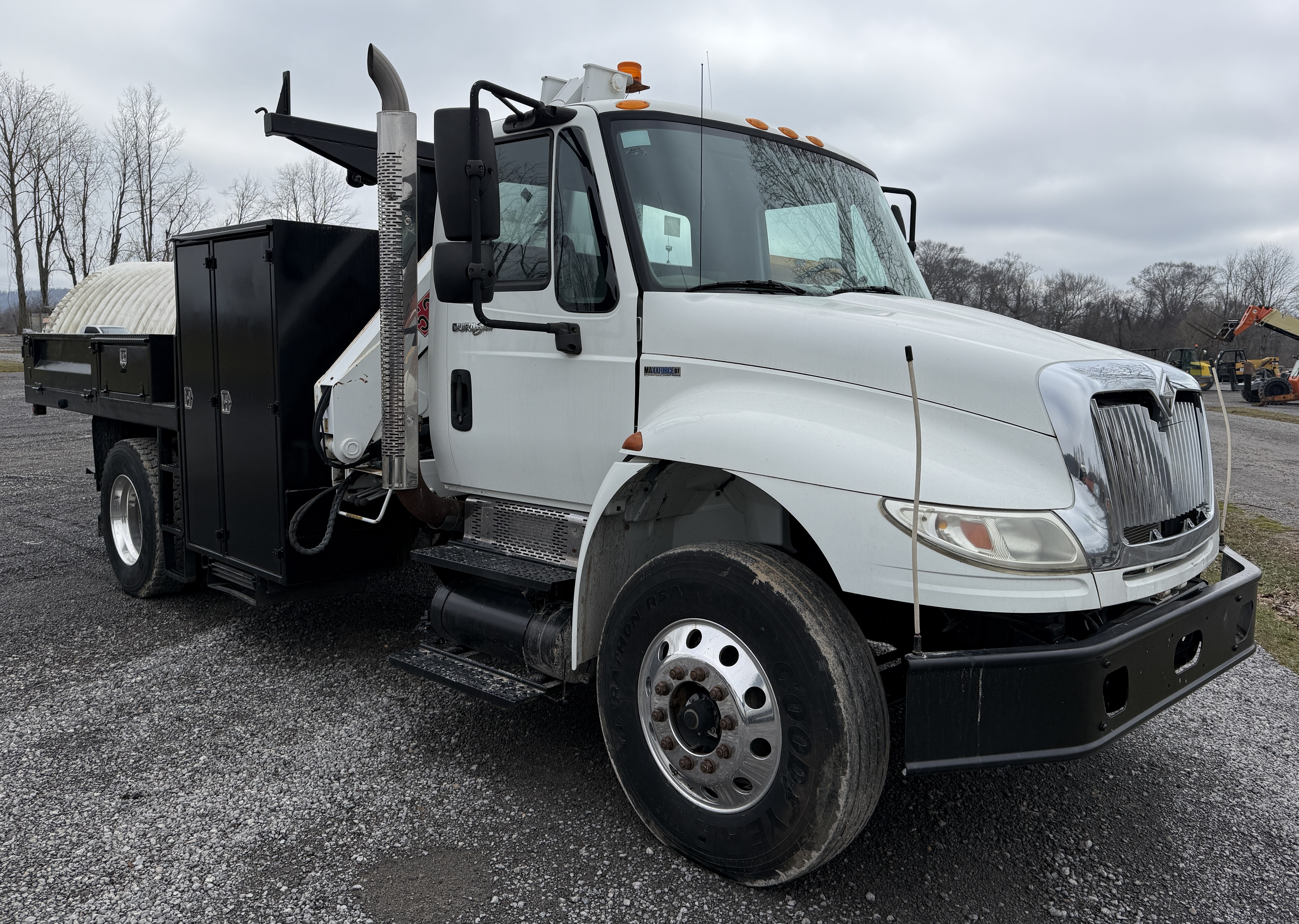 2010 IMT 5200 Series Model 780 - view 7 of 37