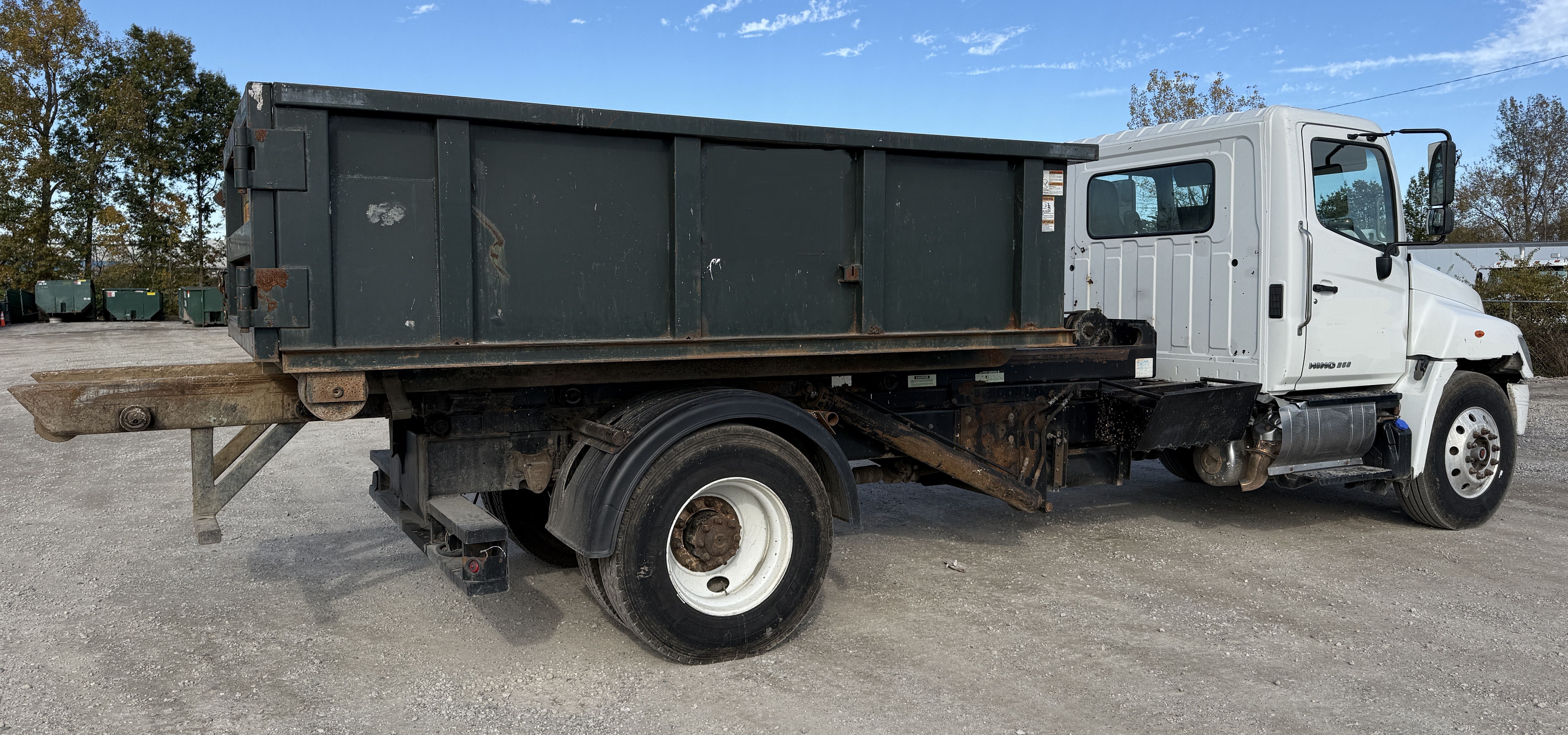 2019 HINO 268A - view 8 of 36