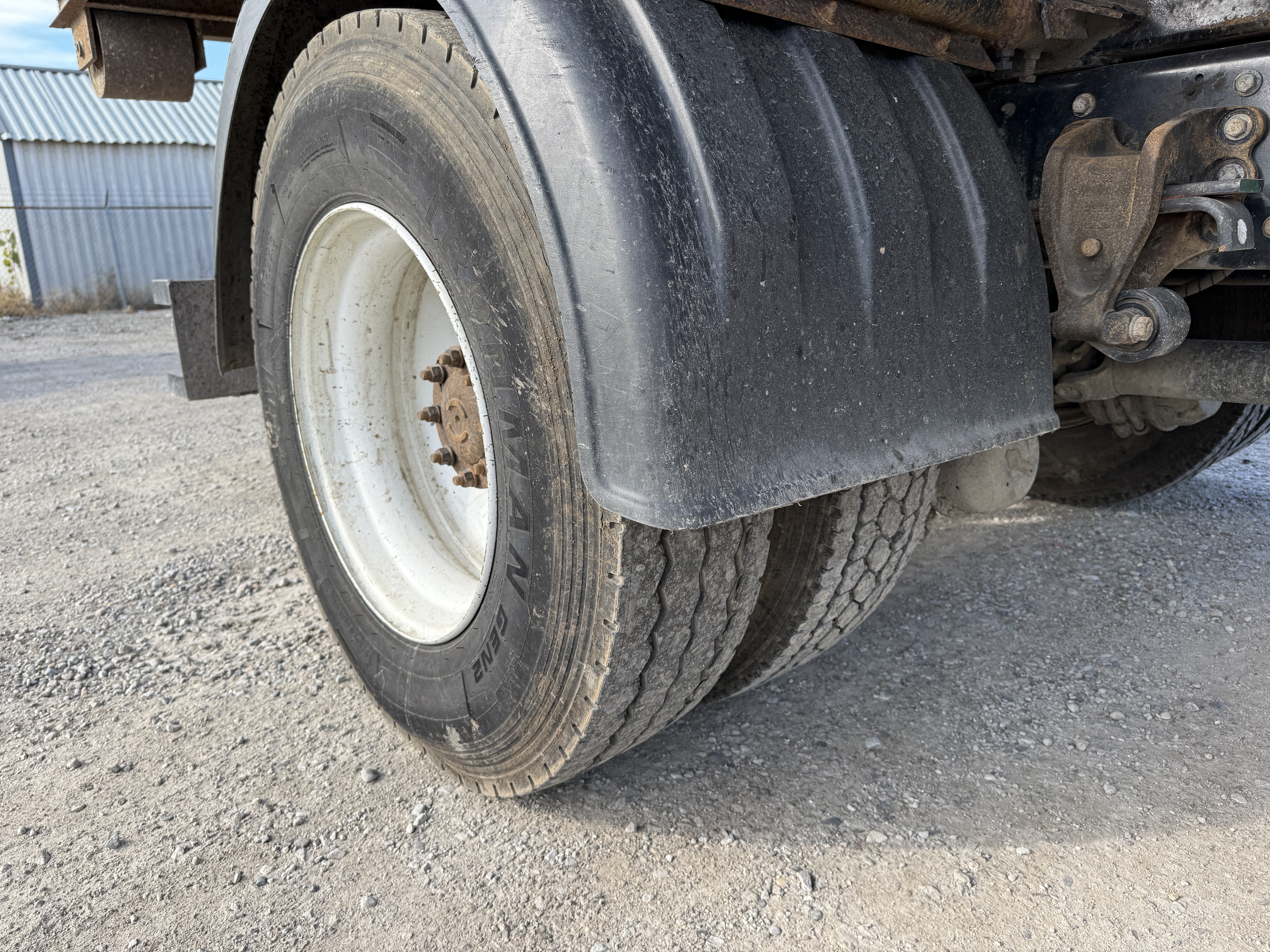 2019 HINO 268A - Image 26