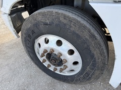 2019 HINO 268A - Image 28