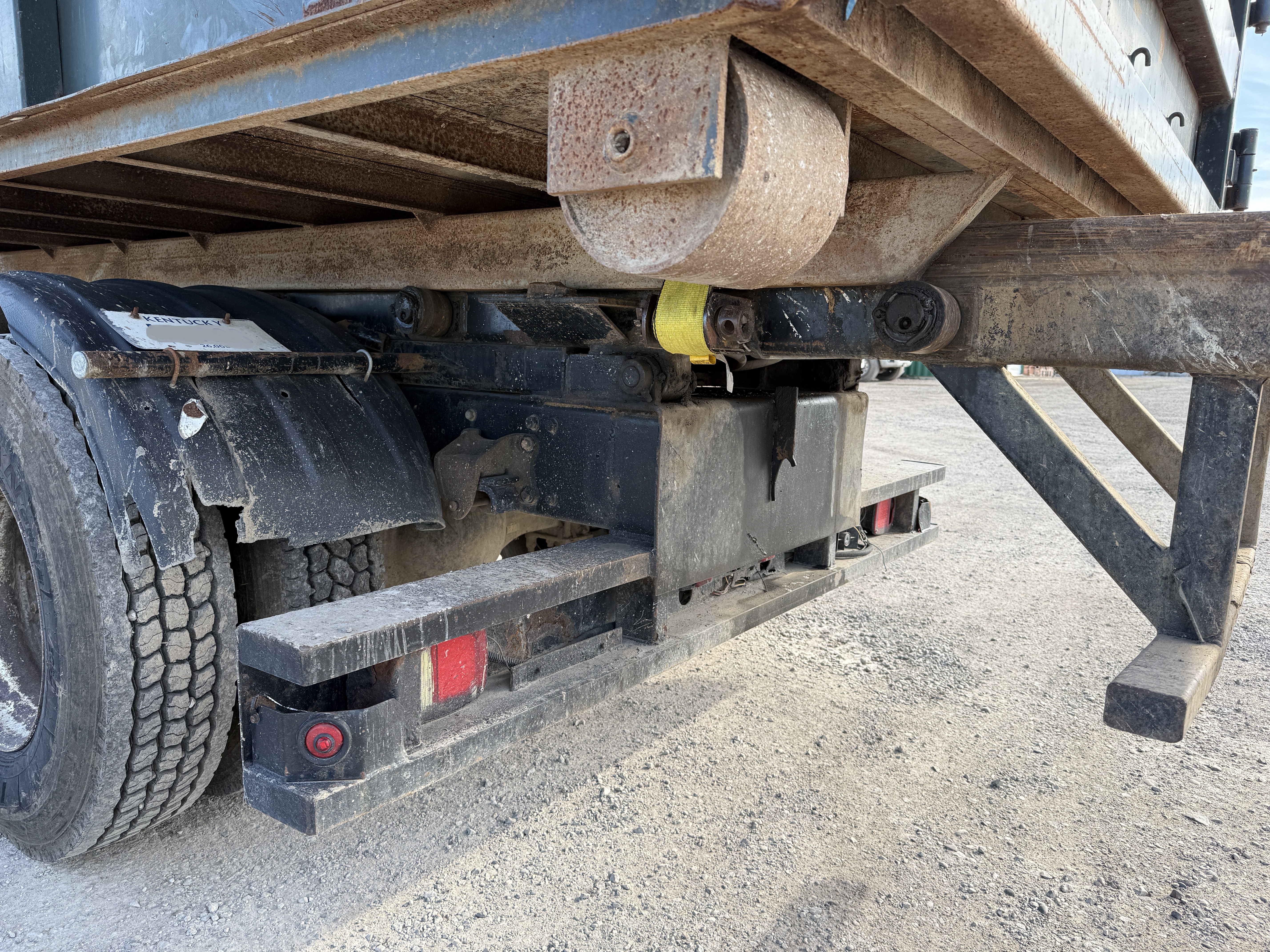 2019 HINO 268A - view 17 of 36