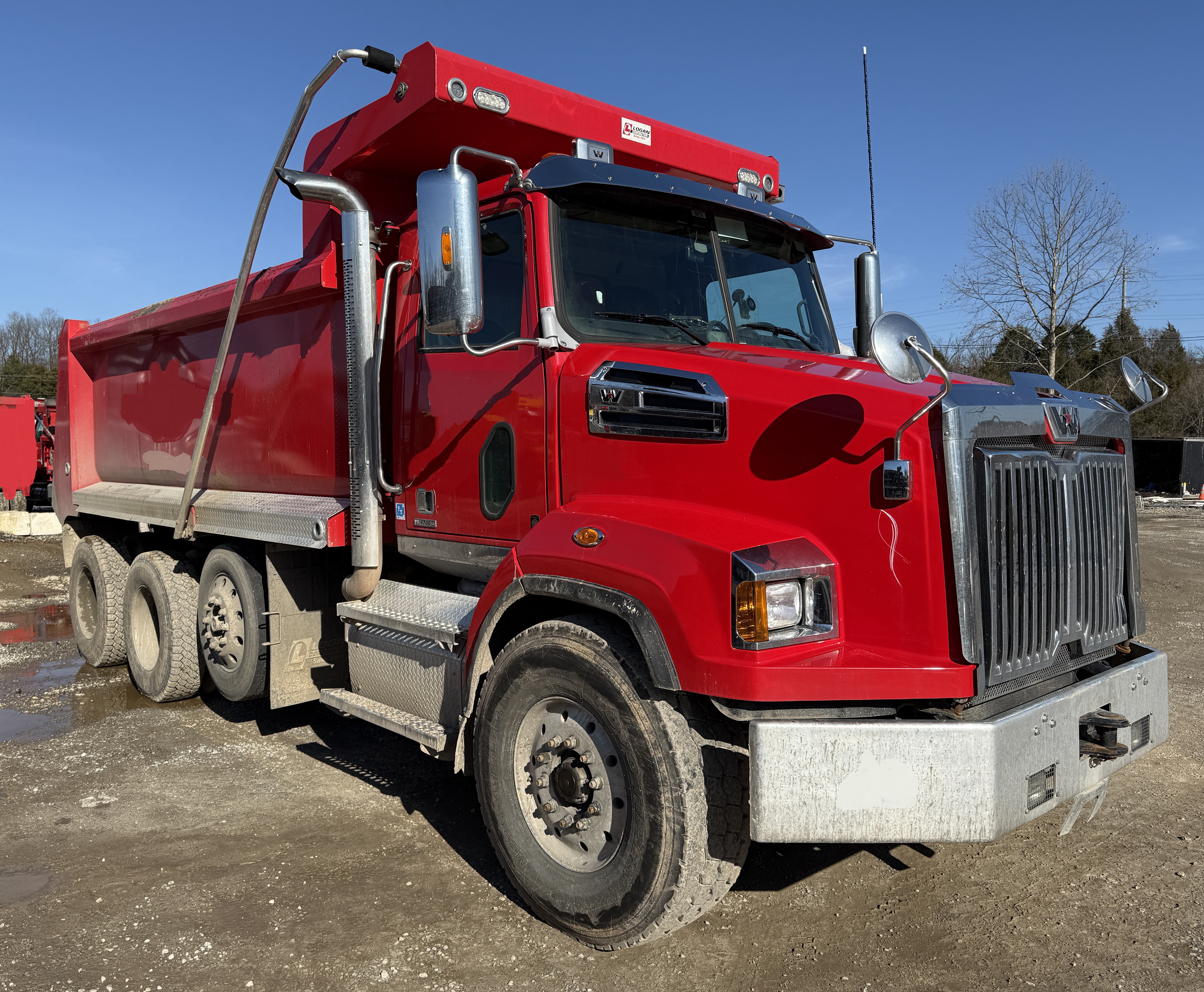 2023 WESTERN STAR 4700 SB - Image 5