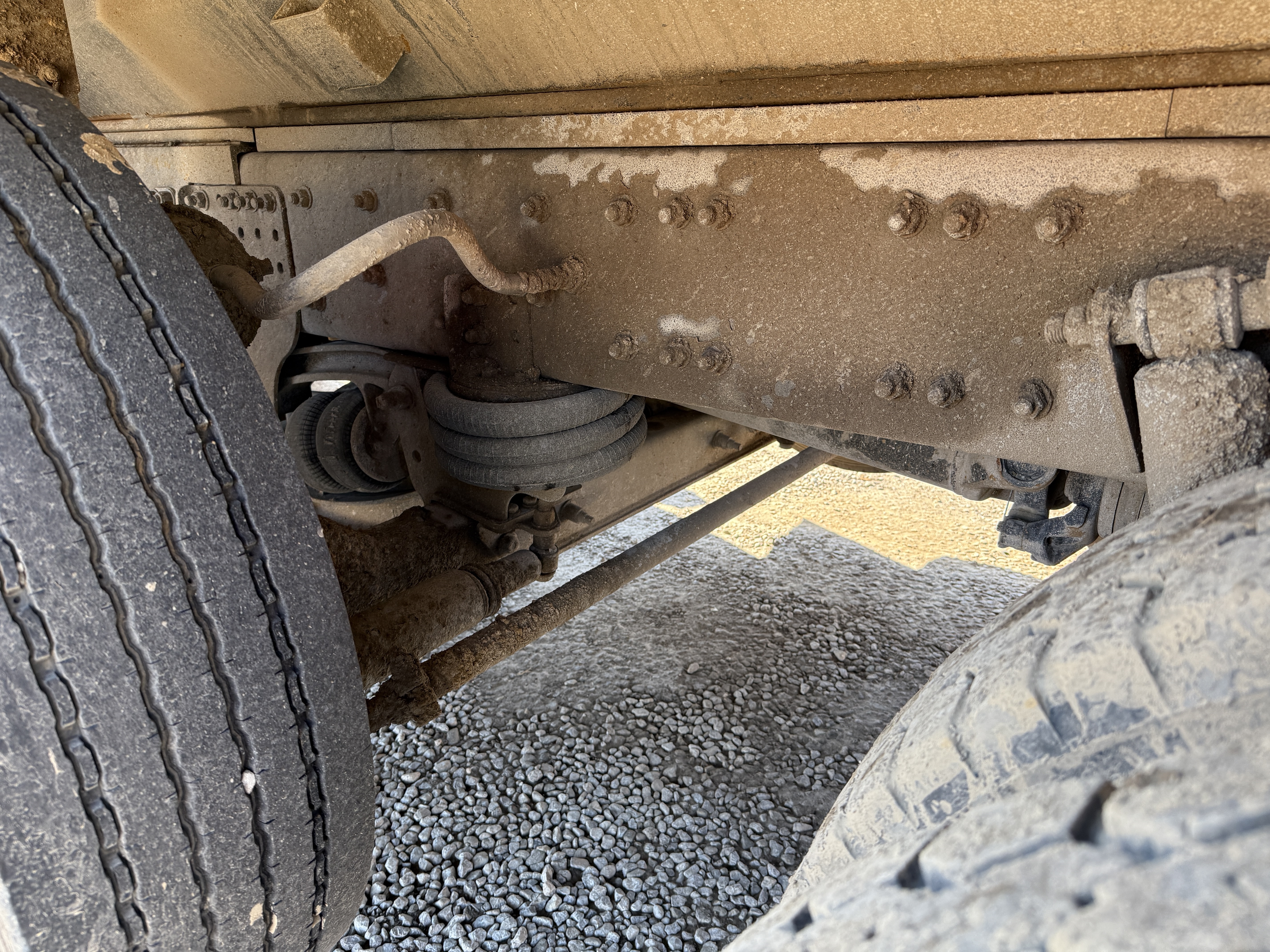 2023 WESTERN STAR 4700 SB - view 17 of 23