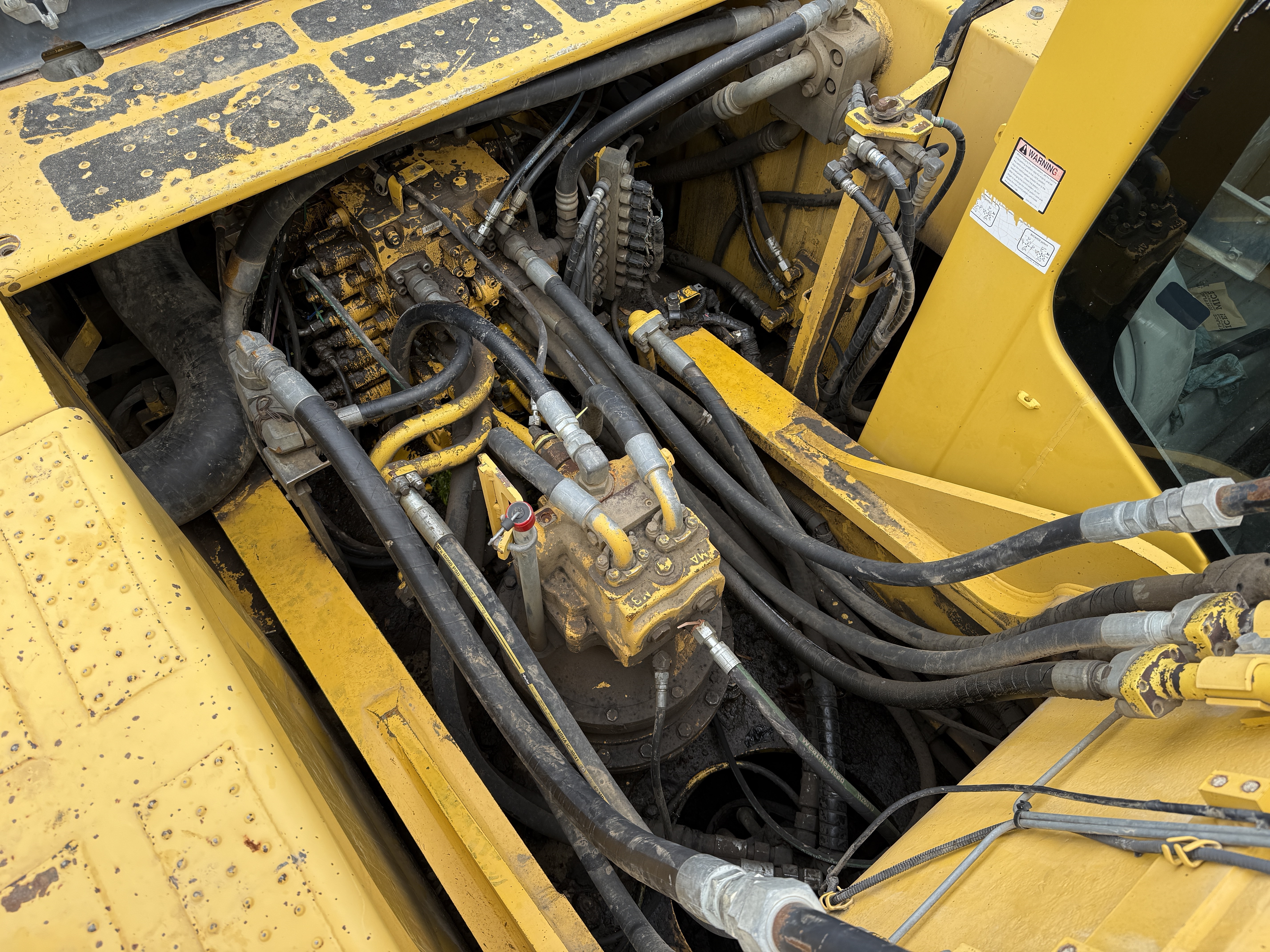 2012 KOMATSU PC360LC-10 - Image 30