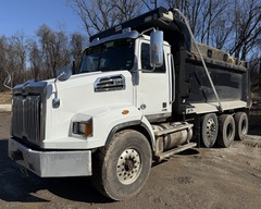 2022 WESTERN STAR 4700 SB - Image 1