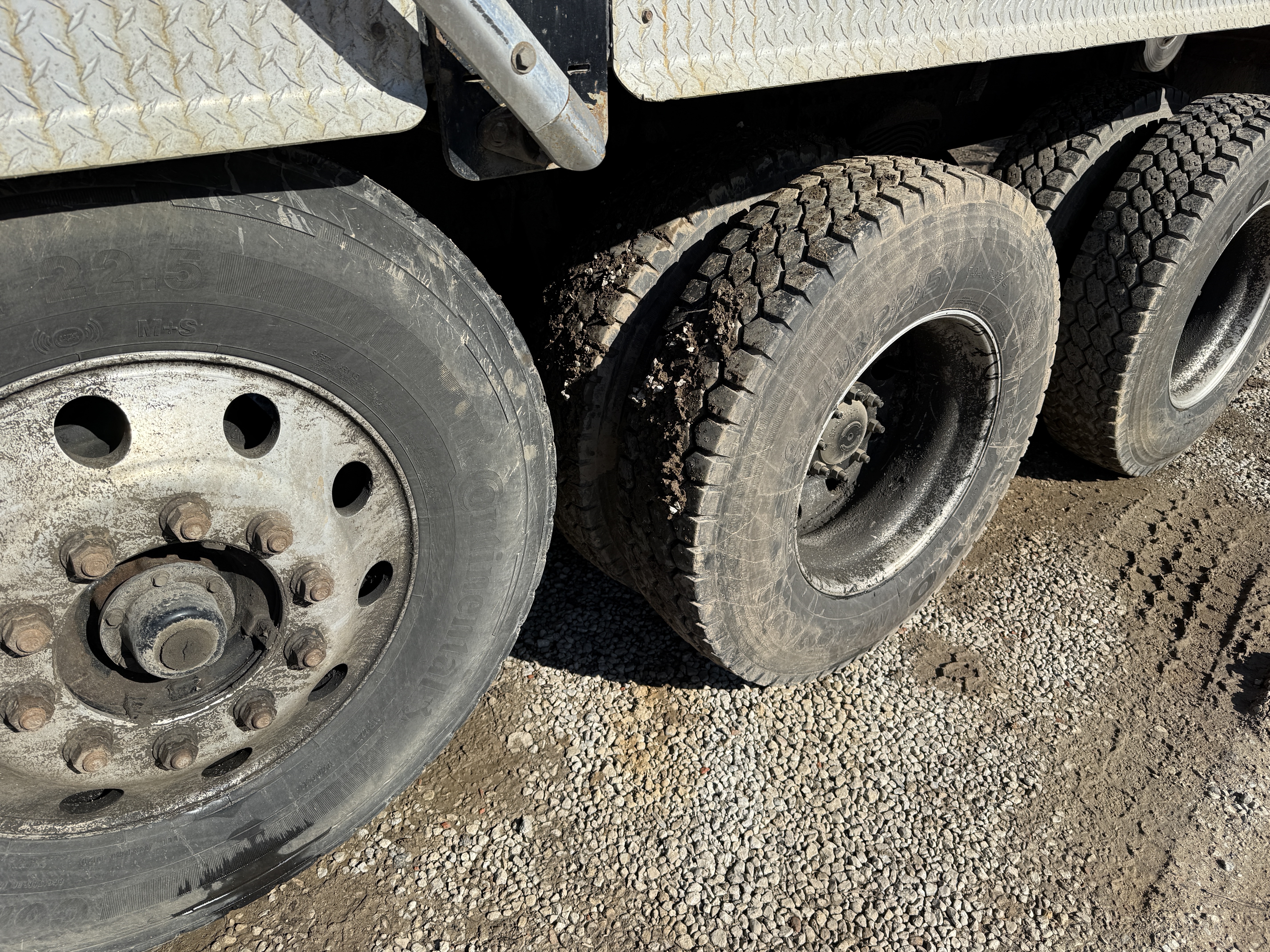 2022 WESTERN STAR 4700 SB - view 14 of 23