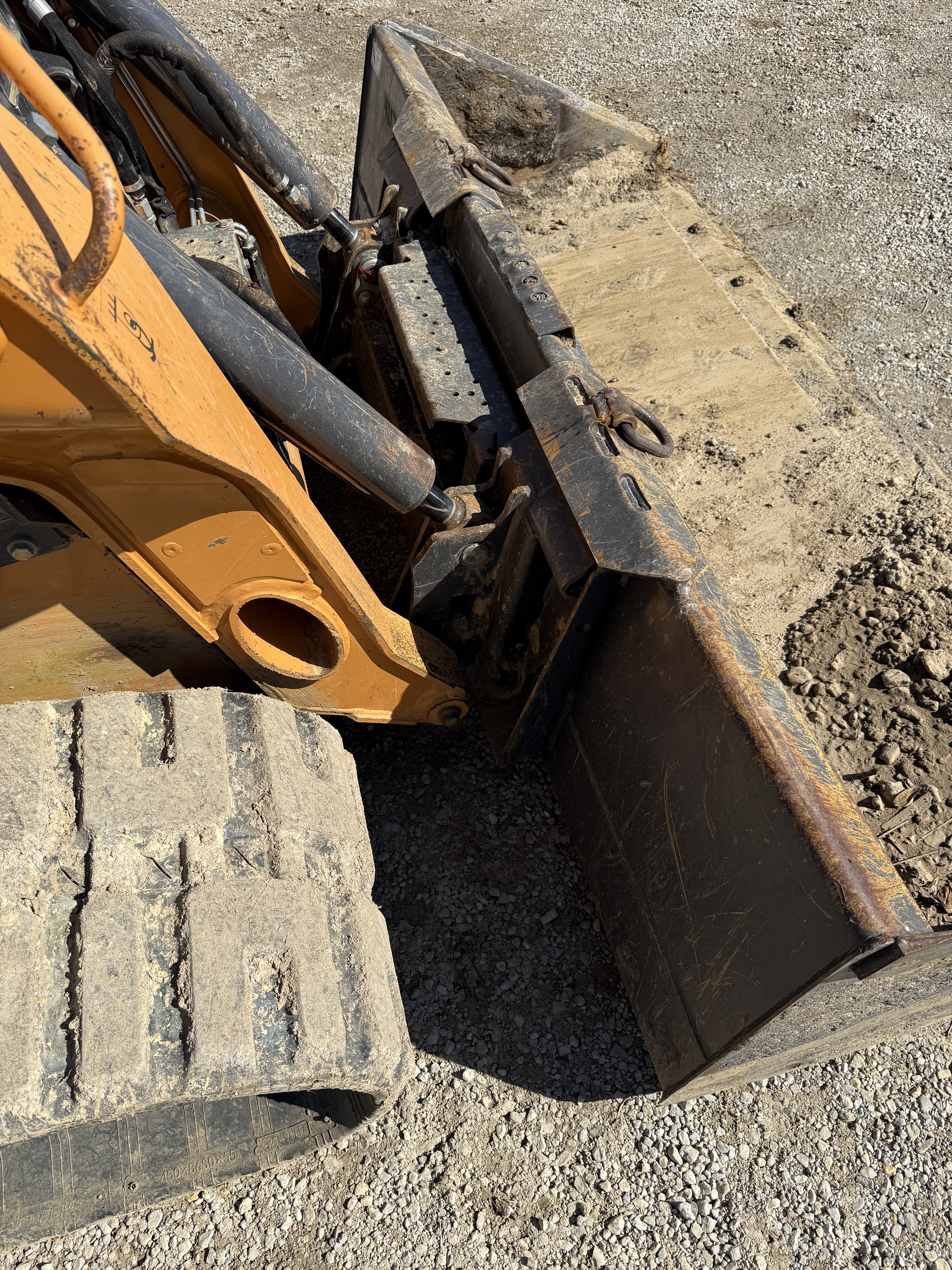 2017 CASE TV380 - Image 19