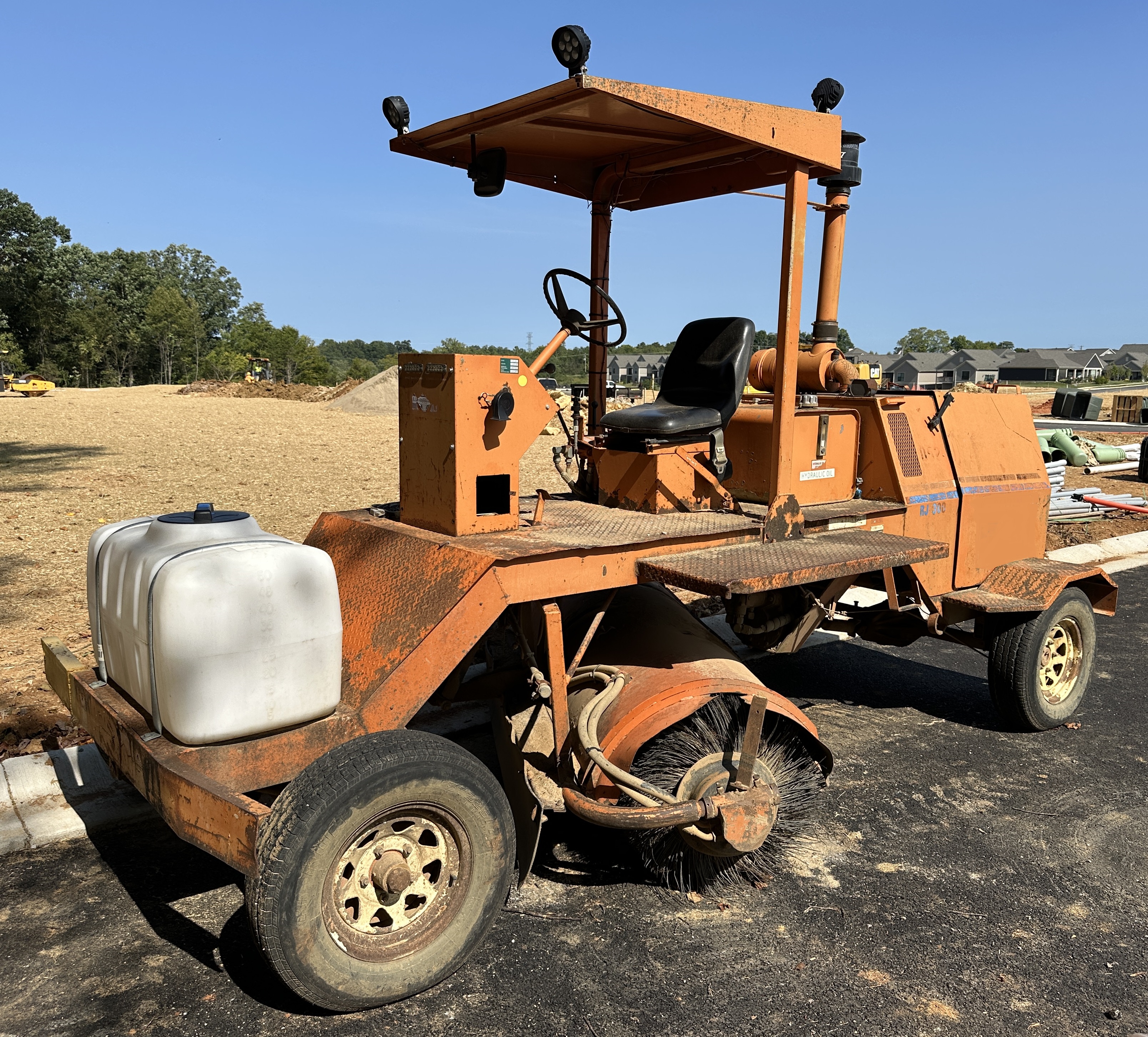 1996 BROCE RC300 - view 1 of 23