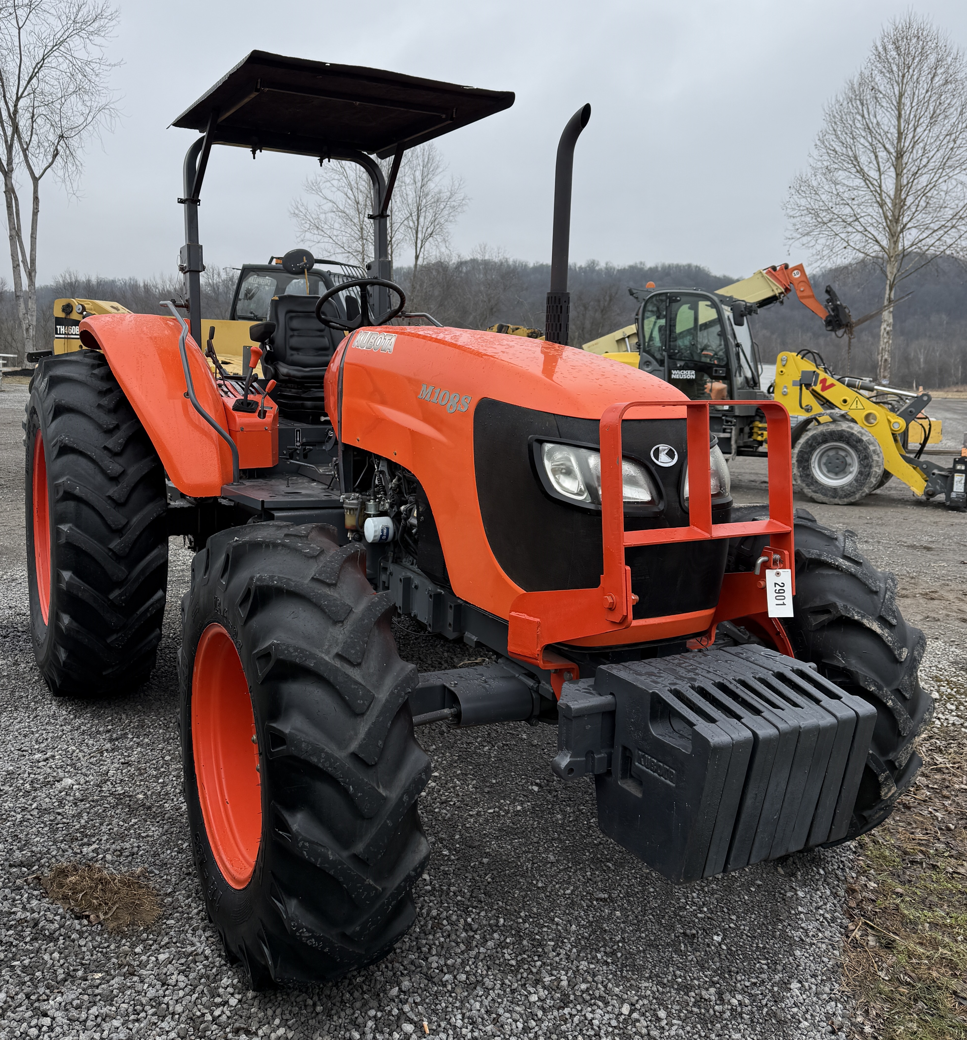 2014 KUBOTA M108S - view 6 of 19