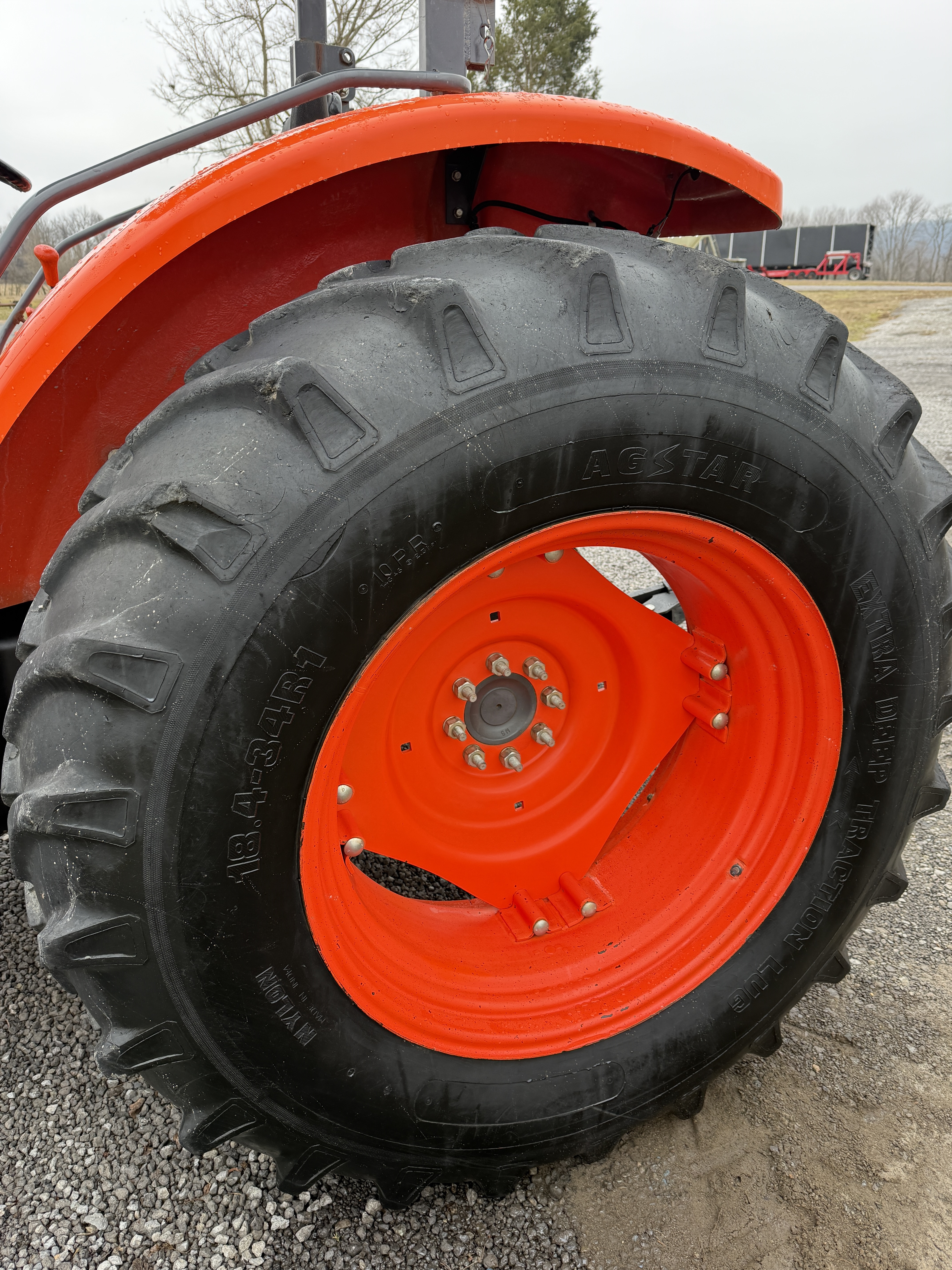 2014 KUBOTA M108S - Image 18