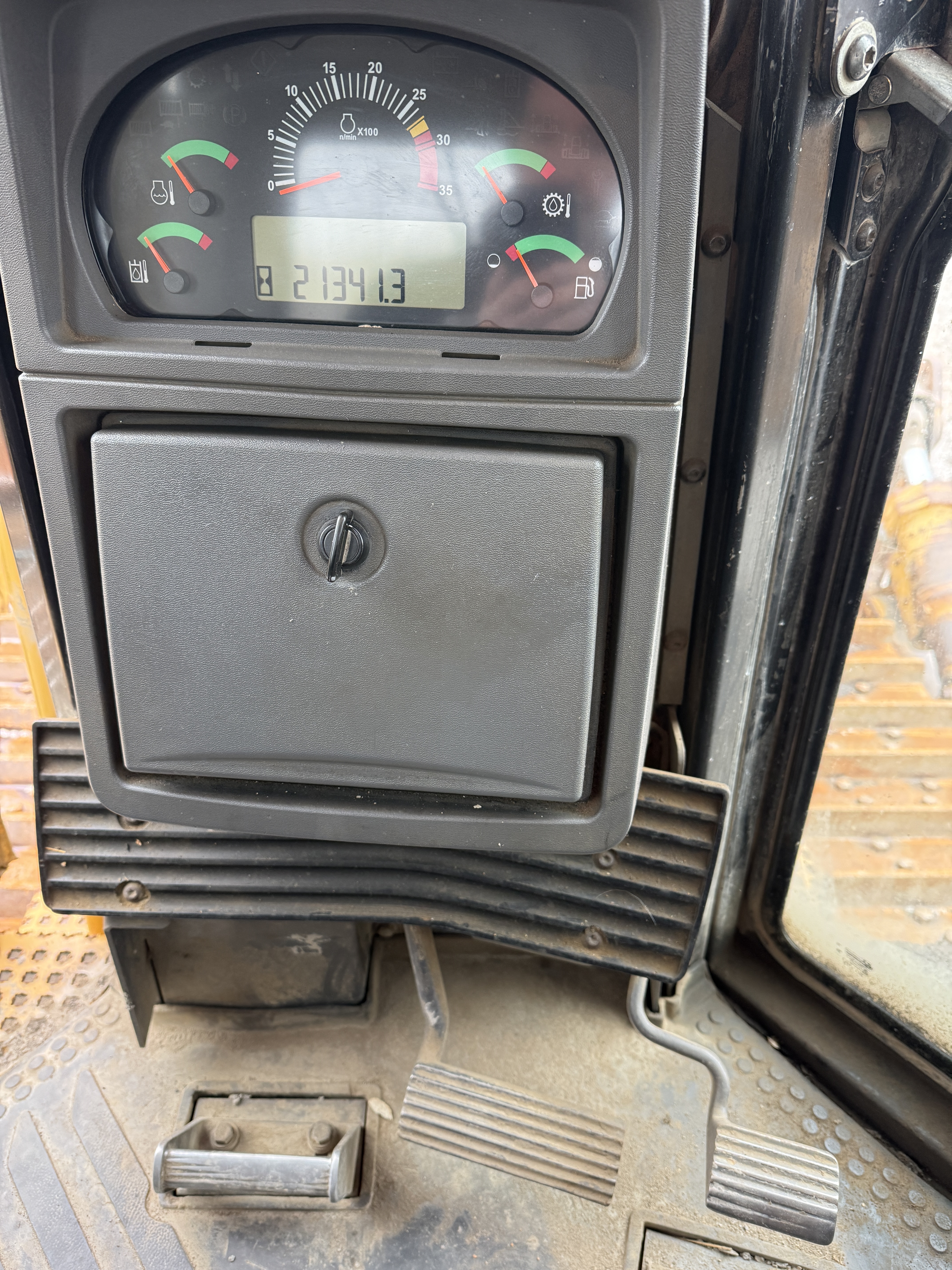 2009 CATERPILLAR D8T - Image 28