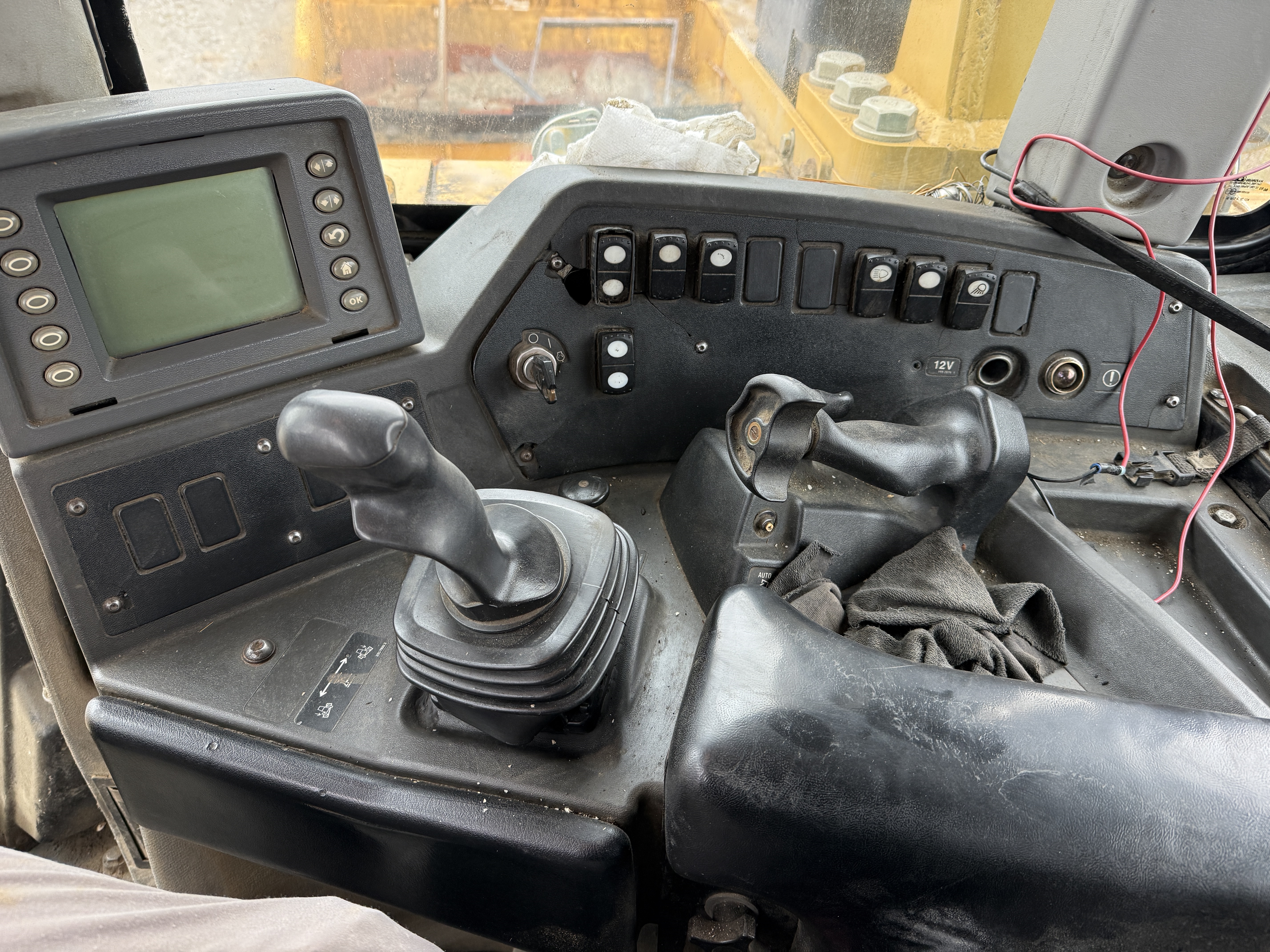 2009 CATERPILLAR D8T - Image 29