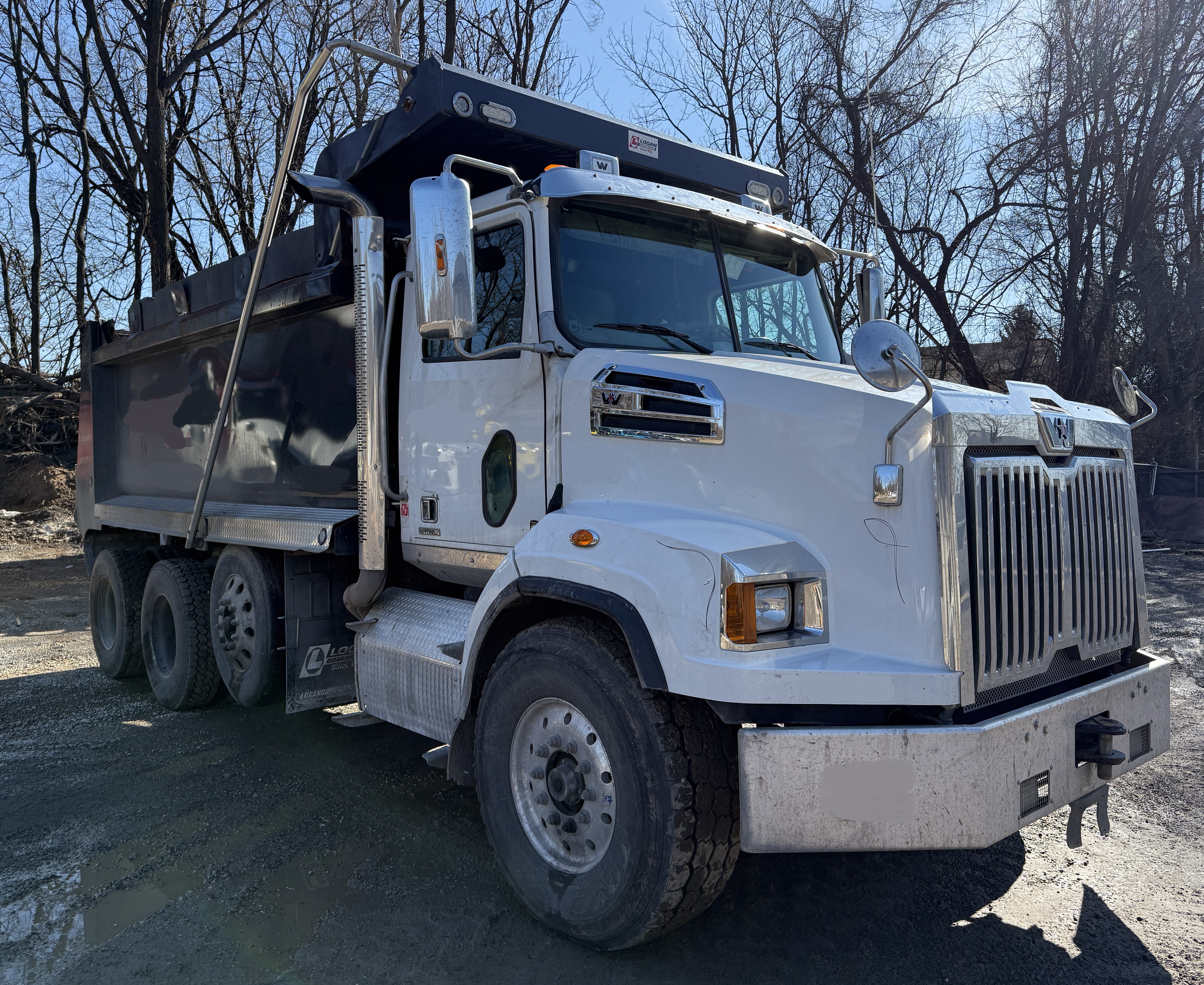 2022 WESTERN STAR 4700 SBA - view 5 of 23