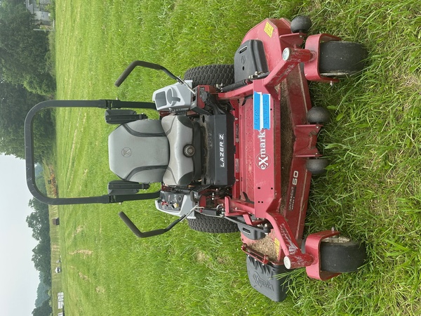 2016 EXMARK LZE742GKC604A3