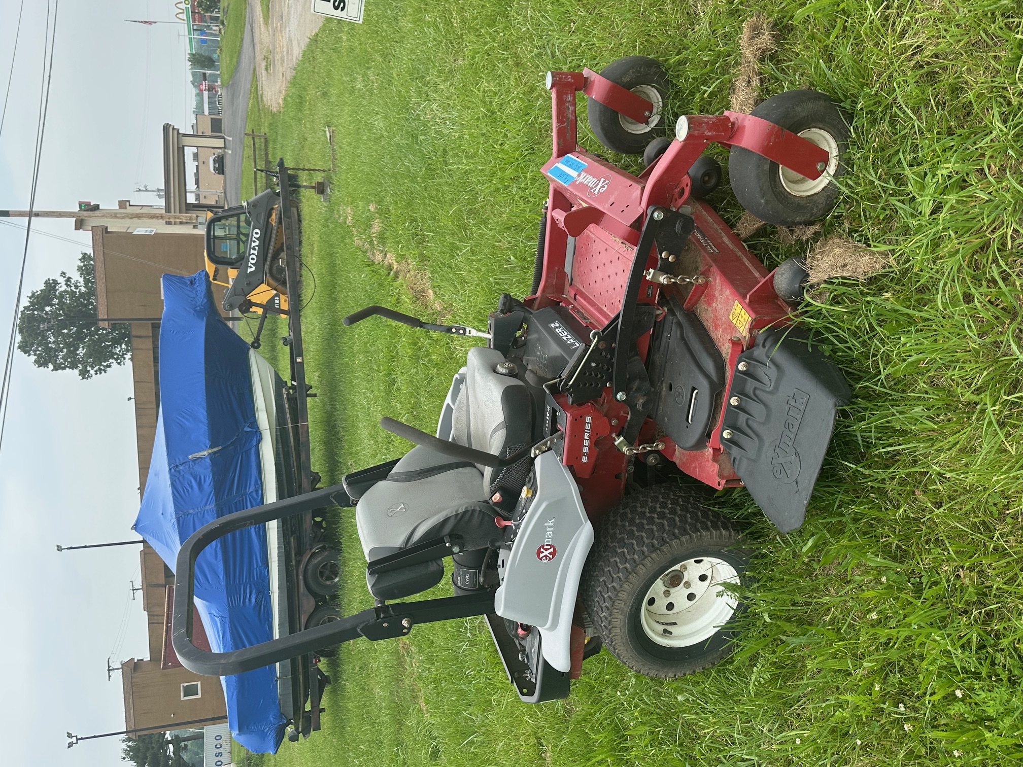 2016 EXMARK LZE742GKC604A3 - view 5 of 6