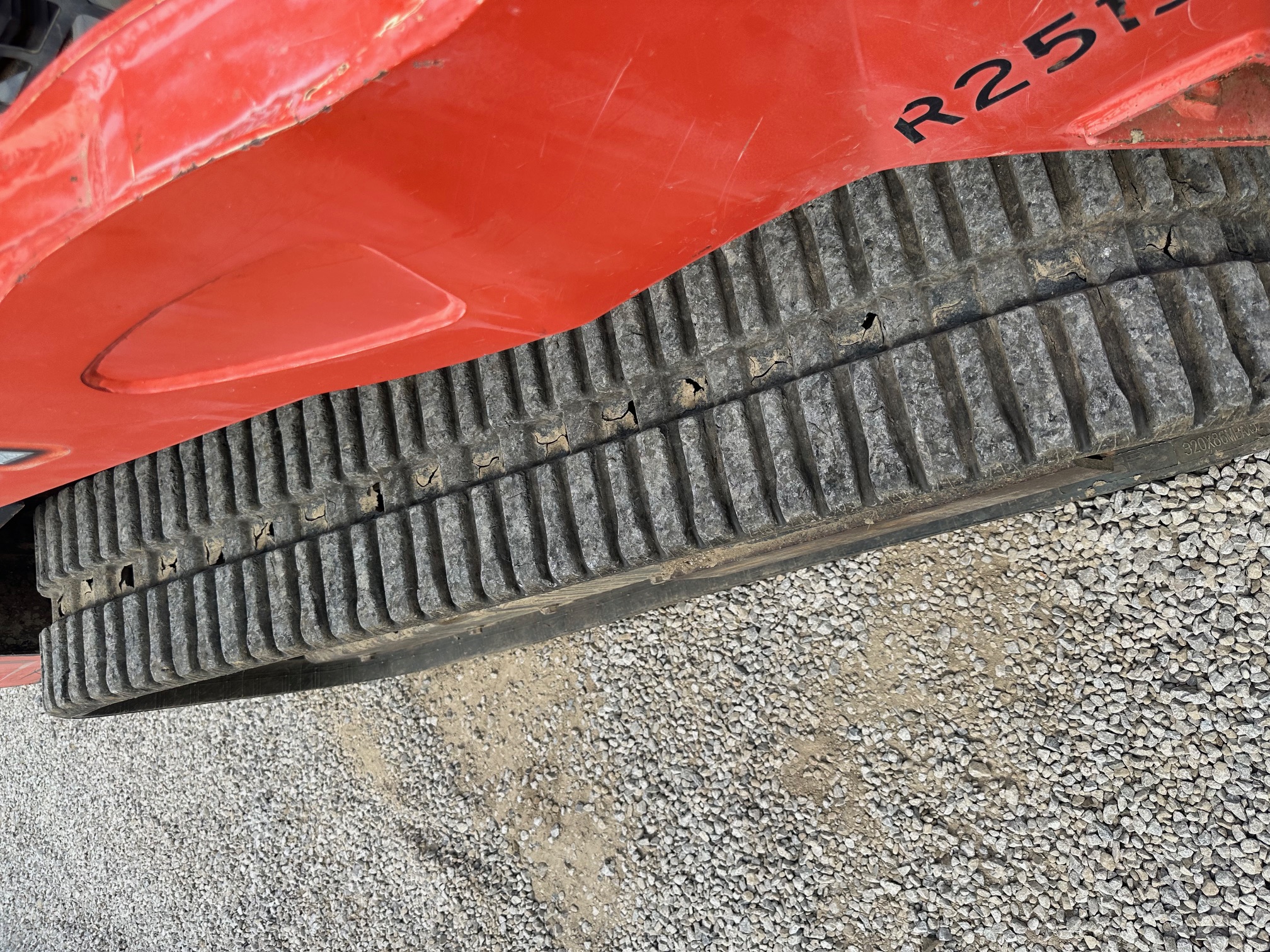 2012 KUBOTA SVL75 - view 13 of 19