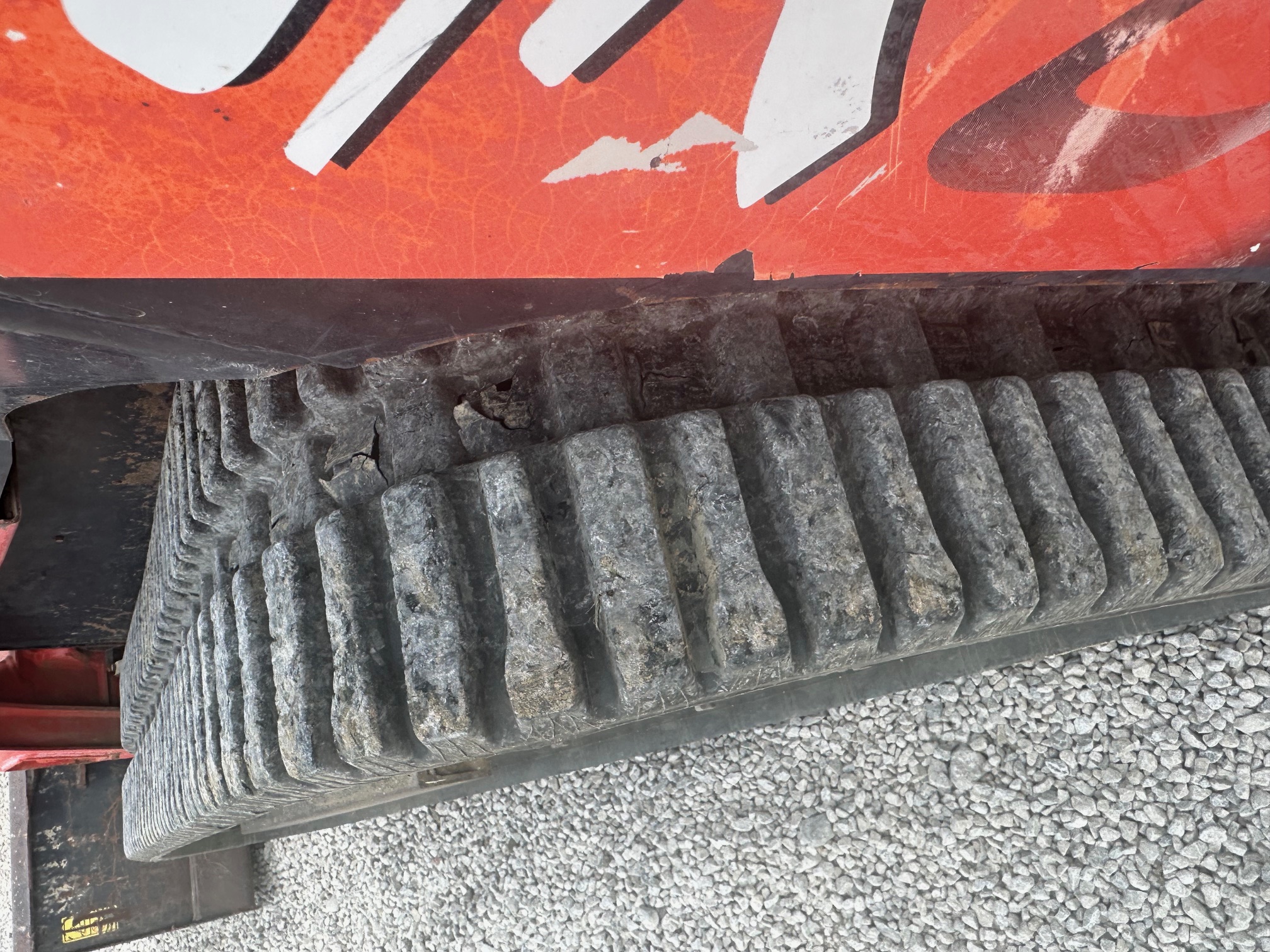 2012 KUBOTA SVL75 - view 5 of 19