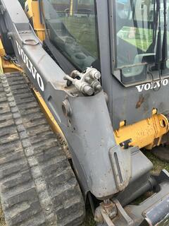 2018 VOLVO MCT135D - Image 11