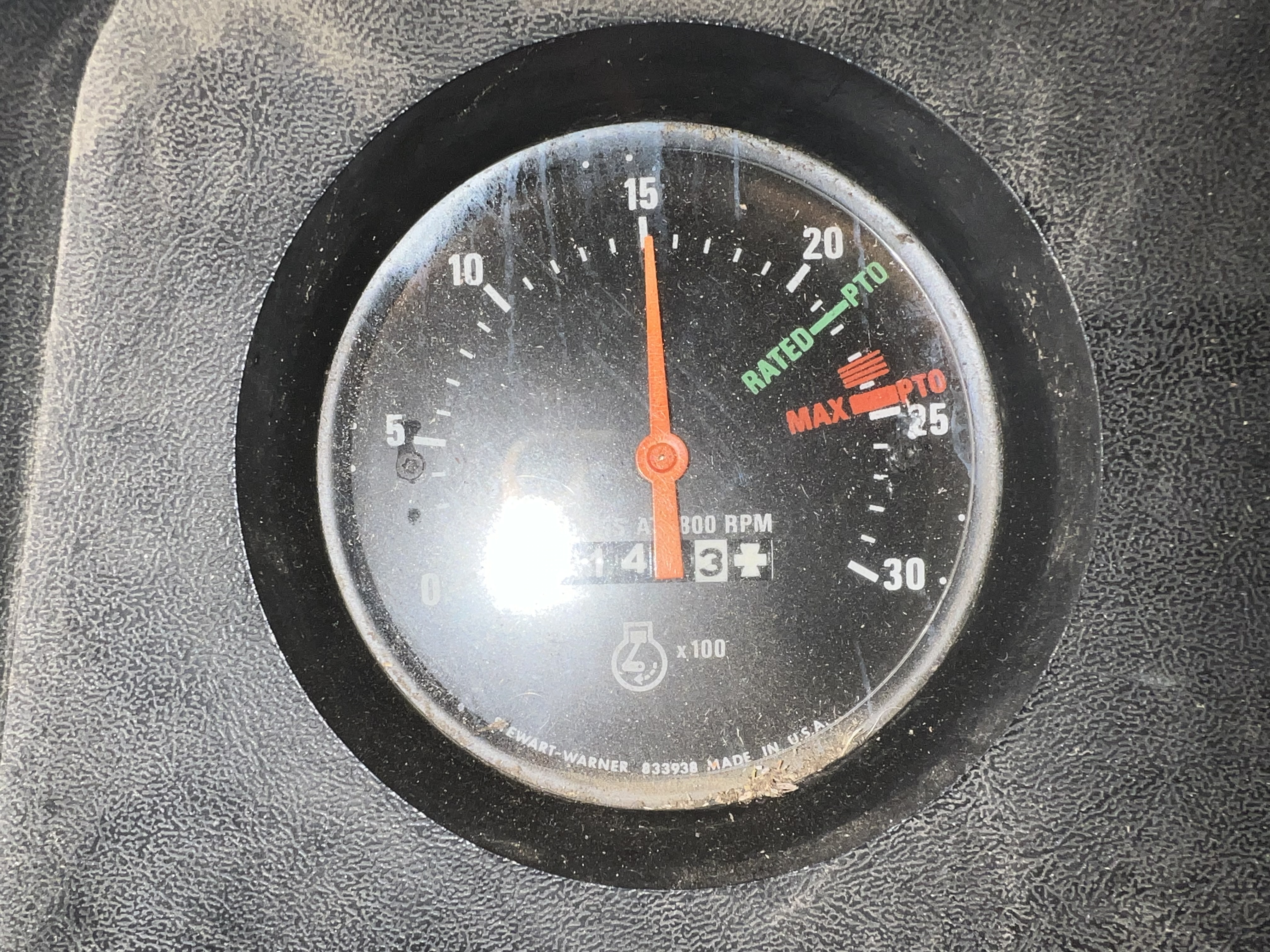 1990 CASE IH 585 - view 7 of 11