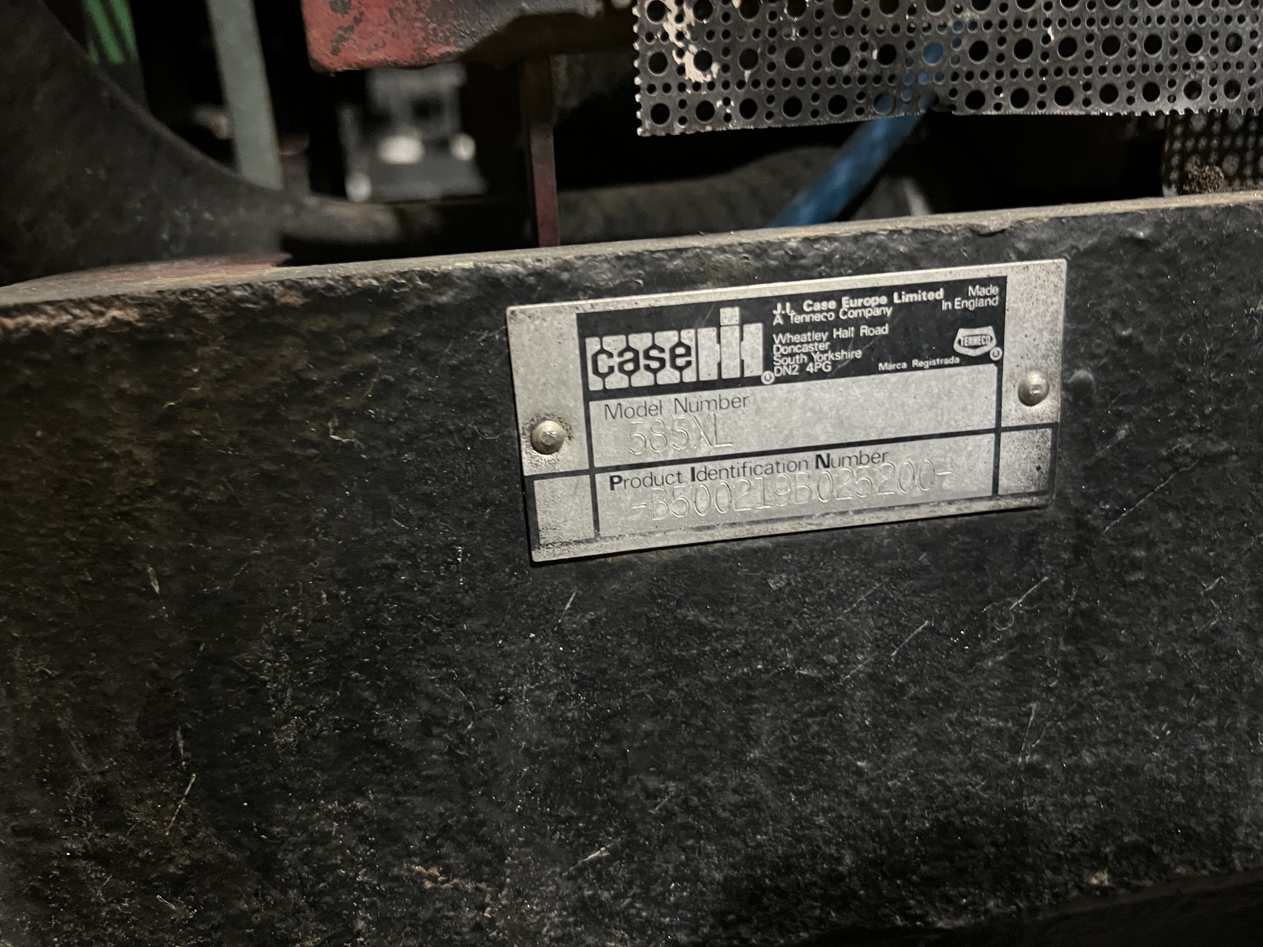 1990 CASE IH 585 - view 10 of 11