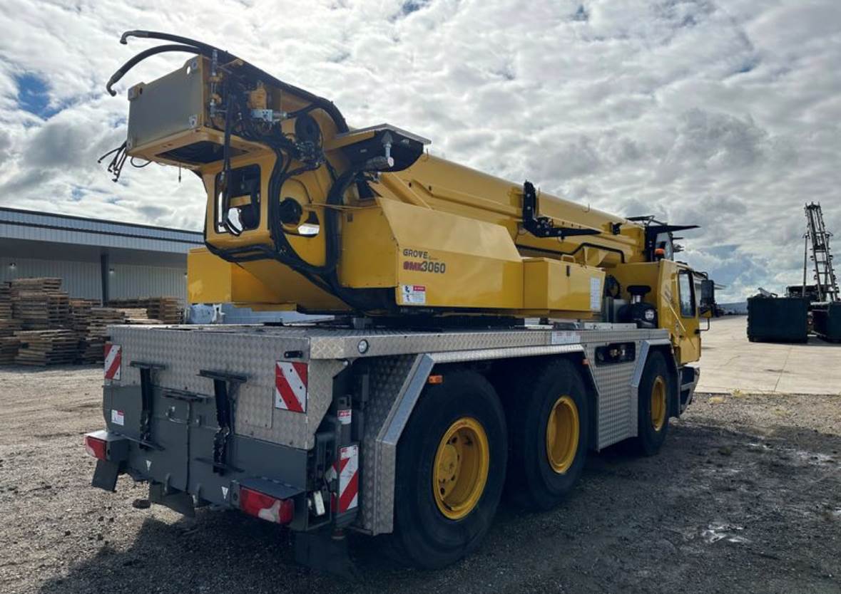 2015 GROVE GMK 3060 - Image 2