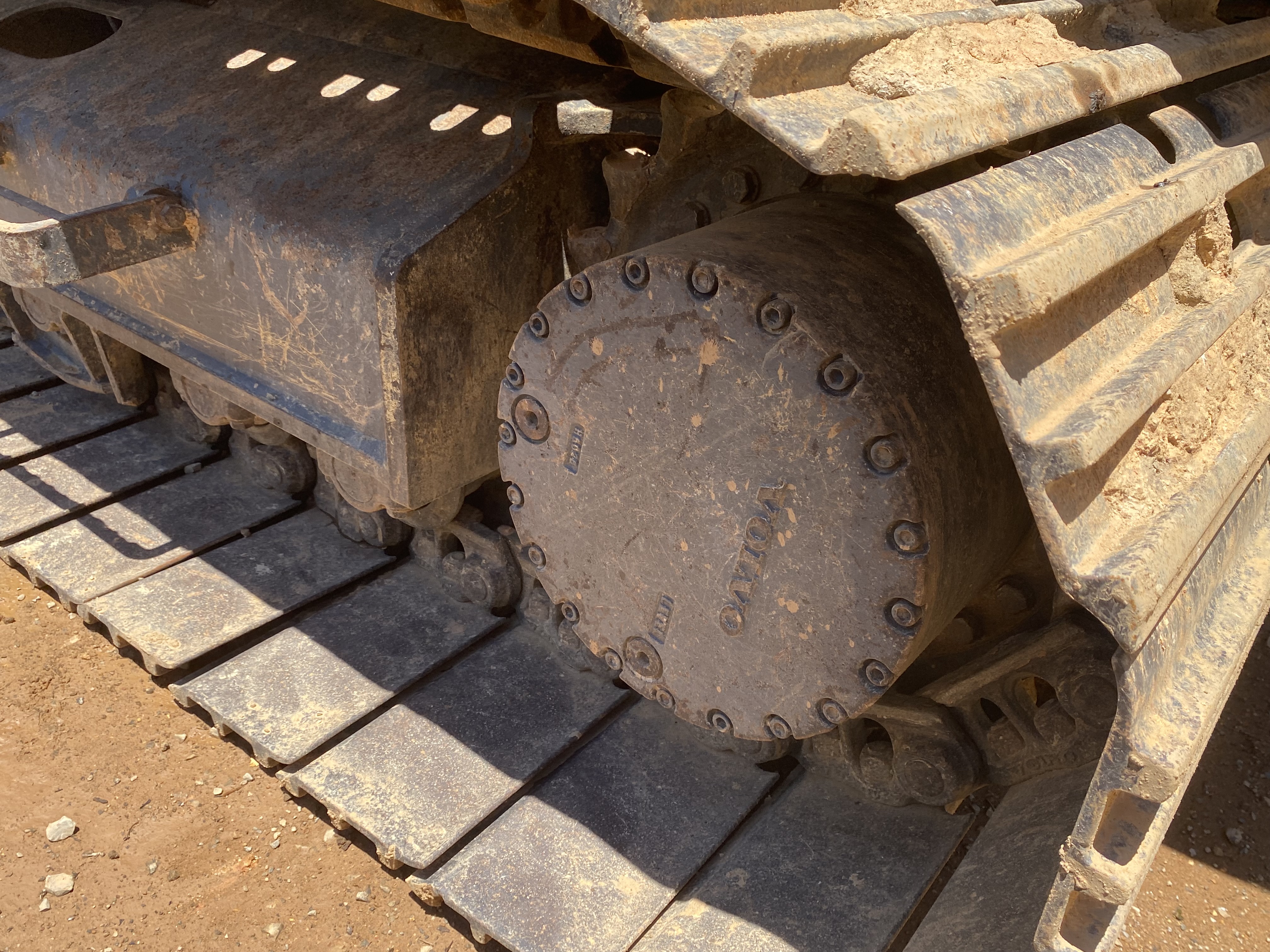 2015 VOLVO EC220EL - view 10 of 18