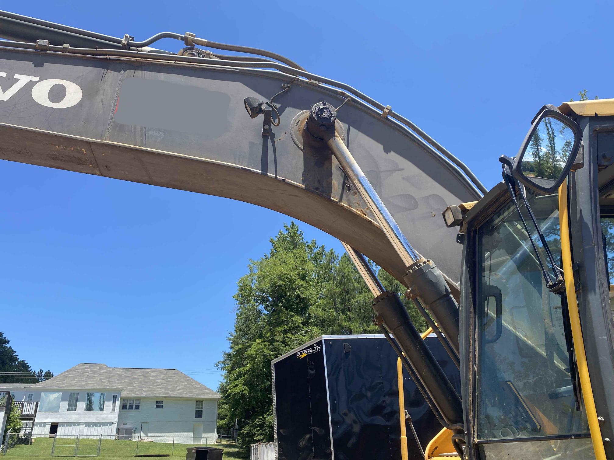 2016 VOLVO EC220E - Image 5