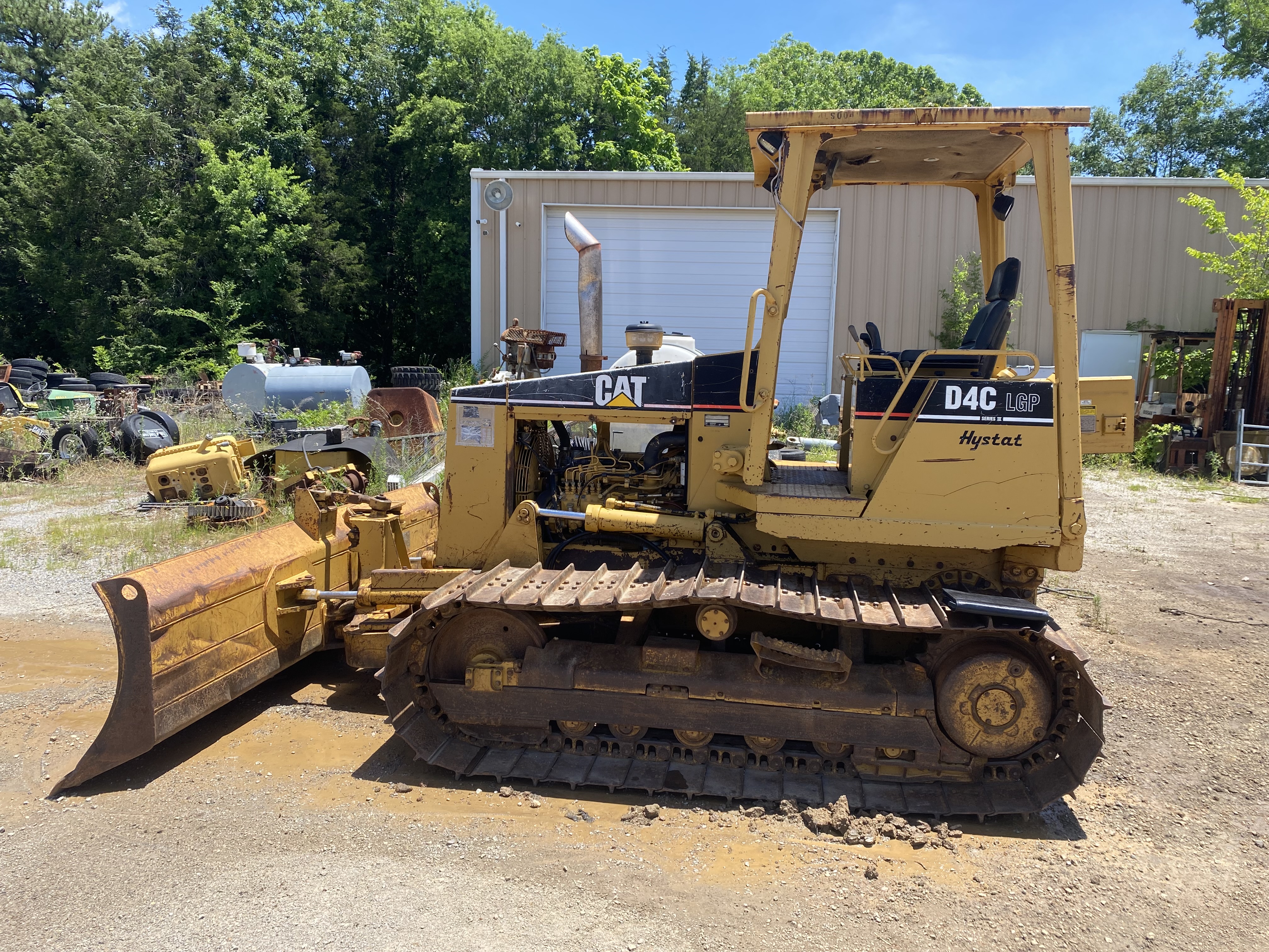 2000 CATERPILLAR D4C LGP III Hystat