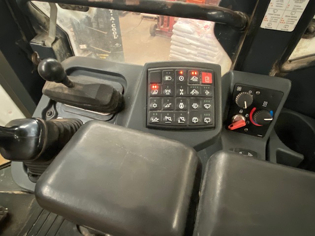 2005 DEERE 544J - Image 11
