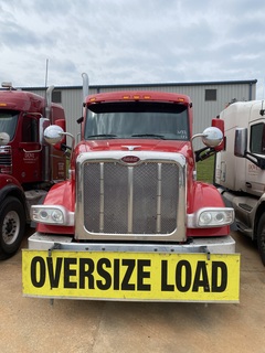 2017 PETERBILT 567 - Image 3