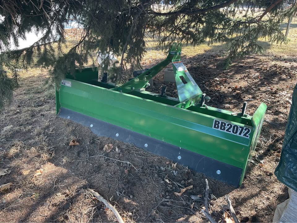 2022 JOHN DEERE 3046R compact - Image 11