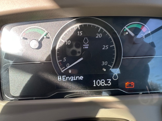 2022 JOHN DEERE 3046R compact - view 8 of 15