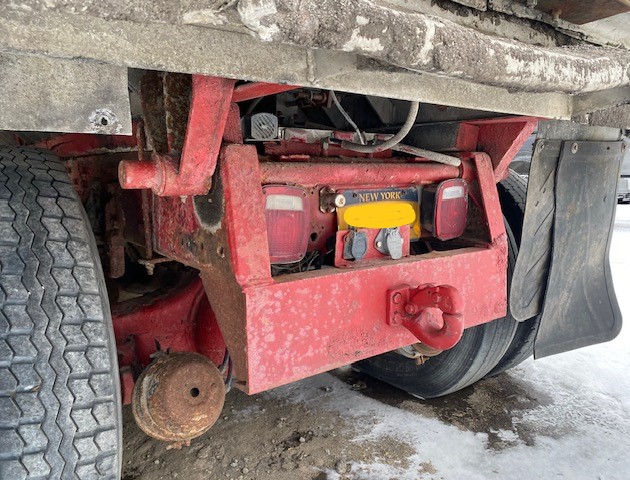 1985 AUTOCAR Tri-Axle - view 7 of 18