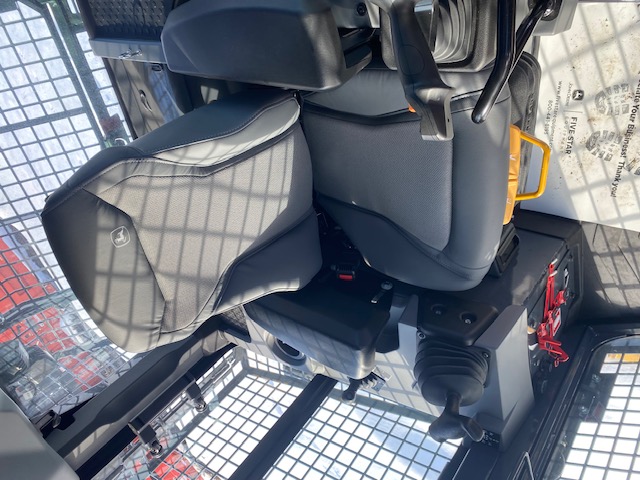 2024 DEERE 550P Tier - view 10 of 14