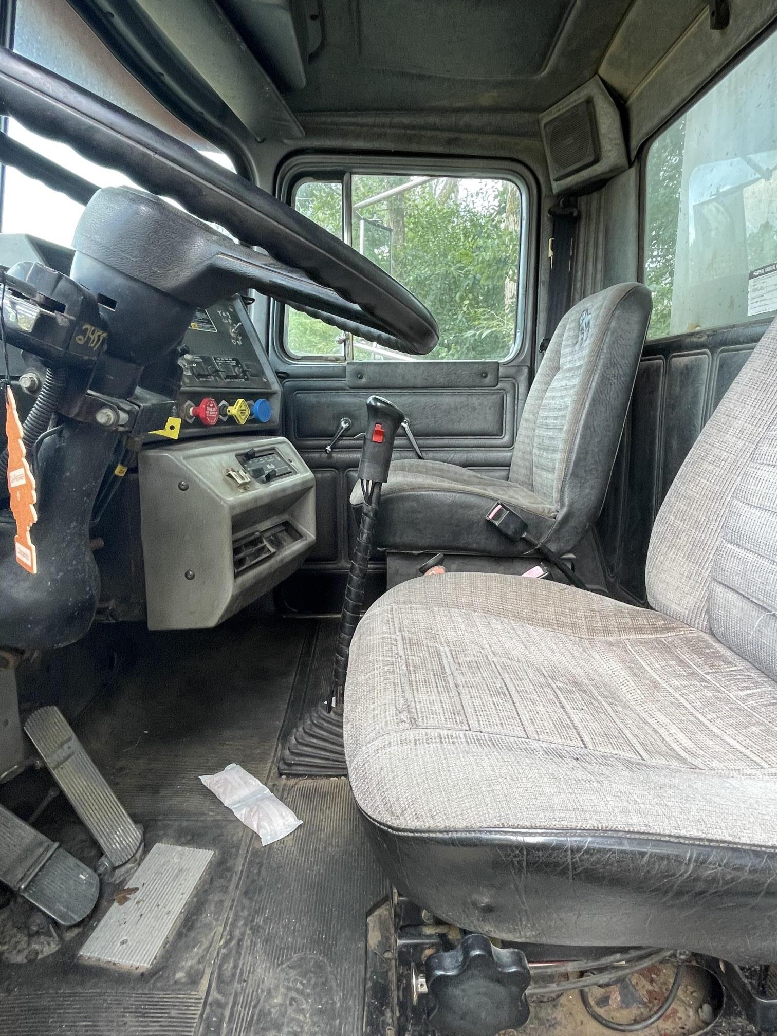 1995 MACK RD688S - view 19 of 29