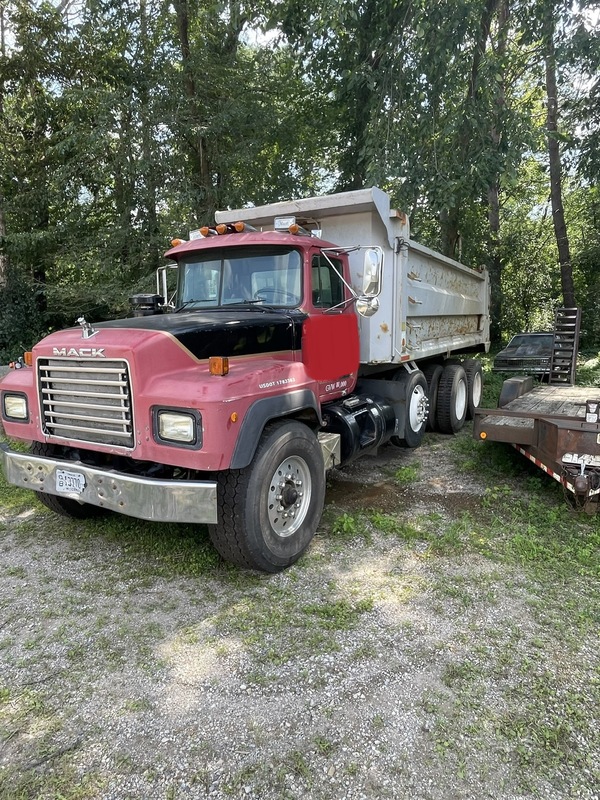 1995 MACK RD688S