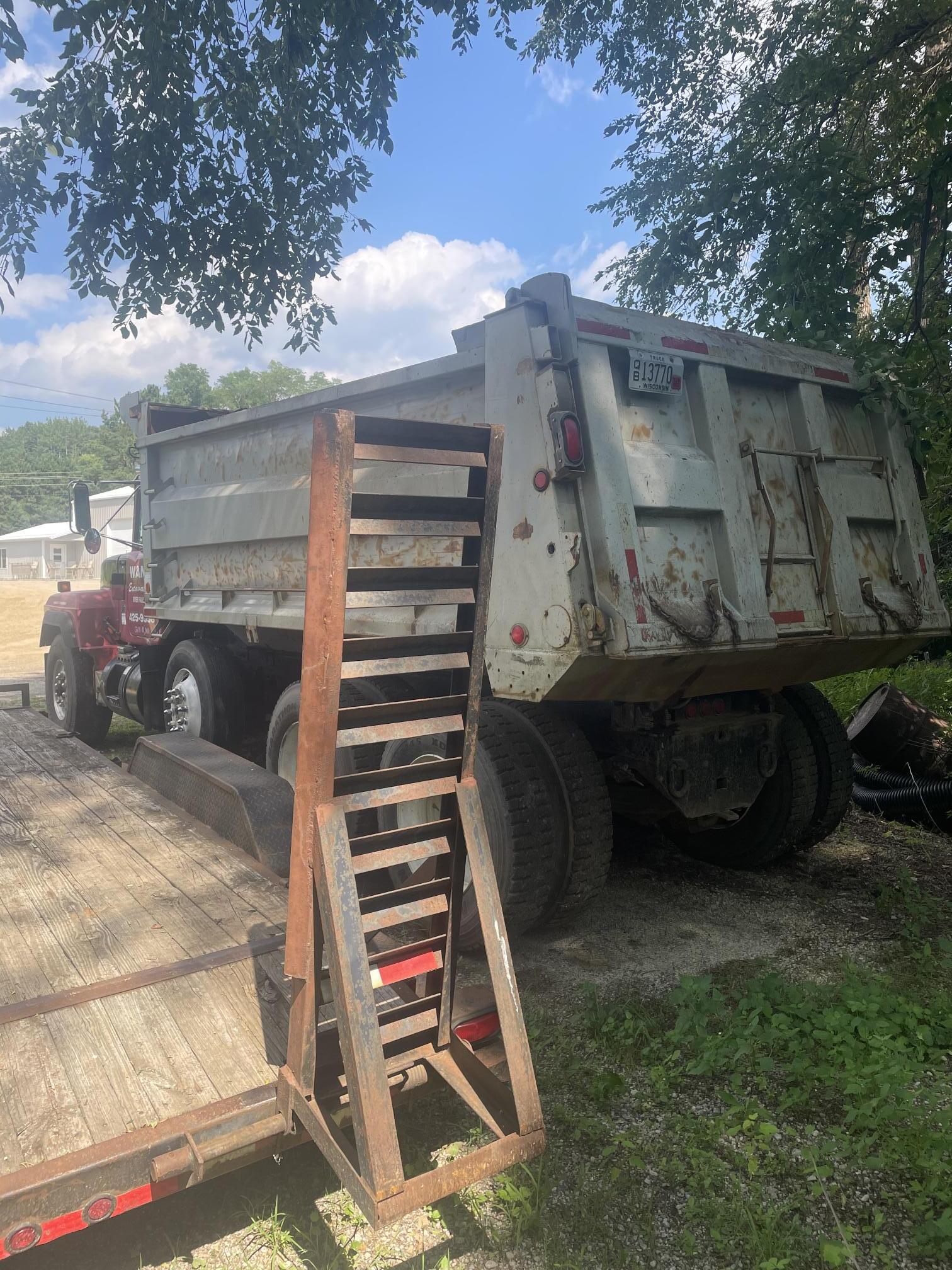 1995 MACK RD688S - Image 10